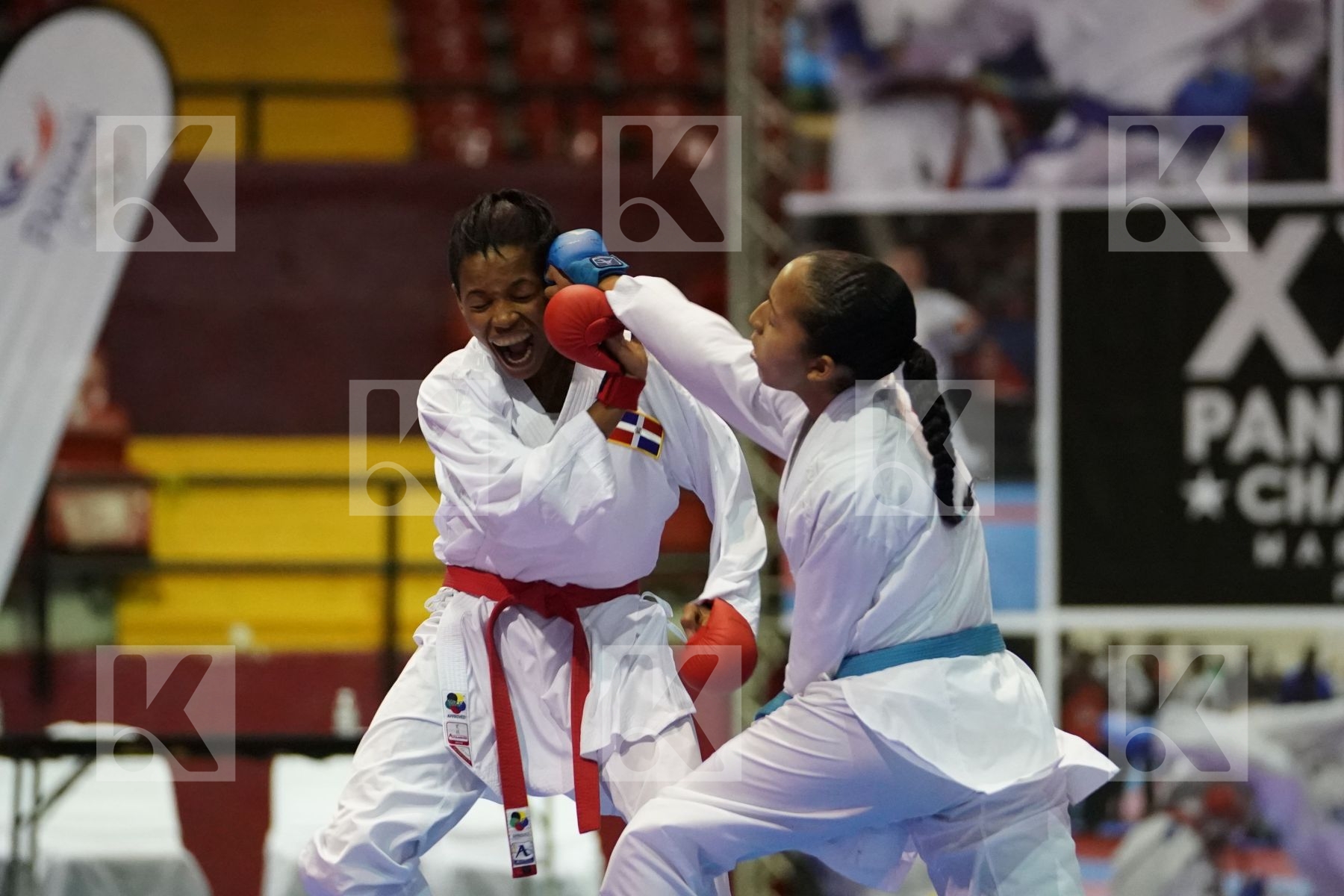 VILLANUEVA FABIAN ANA  (DOMINICAN REPUBLIC) vs CAMPOS AURIMER (VENEZUELA) in Senior Kumite -50 Kg - Final bout