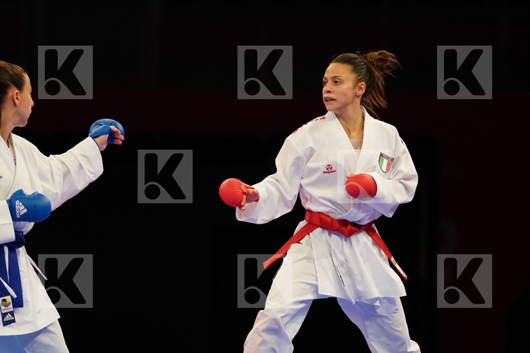 PERFETTO ERMINIA (ITALY) Vs RECCHIA ALEXANDRA (FRANCE) in Senior Kumite -50 Kg - bronze bout