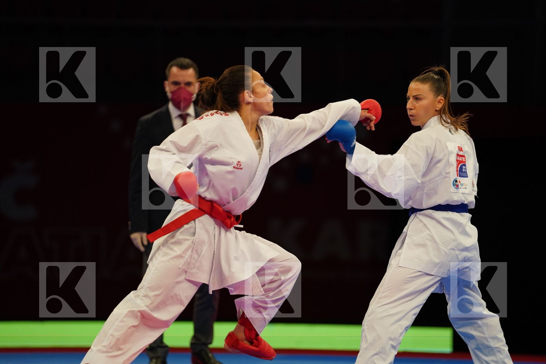 PERFETTO ERMINIA (ITALY) Vs RECCHIA ALEXANDRA (FRANCE) in Senior Kumite -50 Kg - bronze bout