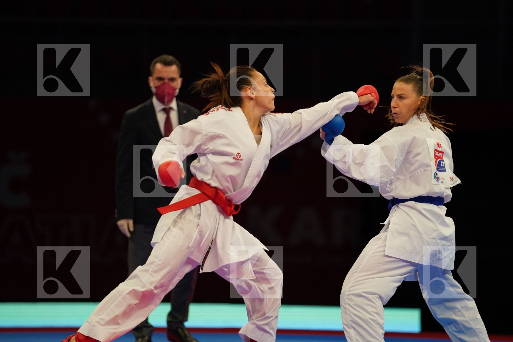 PERFETTO ERMINIA (ITALY) Vs RECCHIA ALEXANDRA (FRANCE) in Senior Kumite -50 Kg - bronze bout