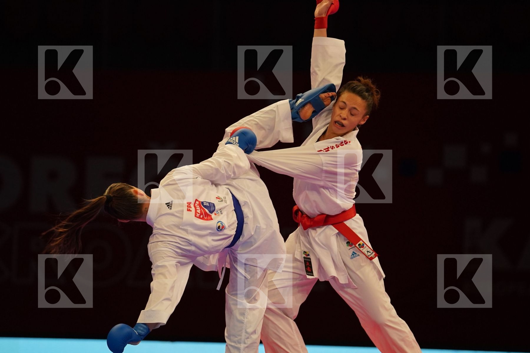 PERFETTO ERMINIA (ITALY) Vs RECCHIA ALEXANDRA (FRANCE) in Senior Kumite -50 Kg - bronze bout