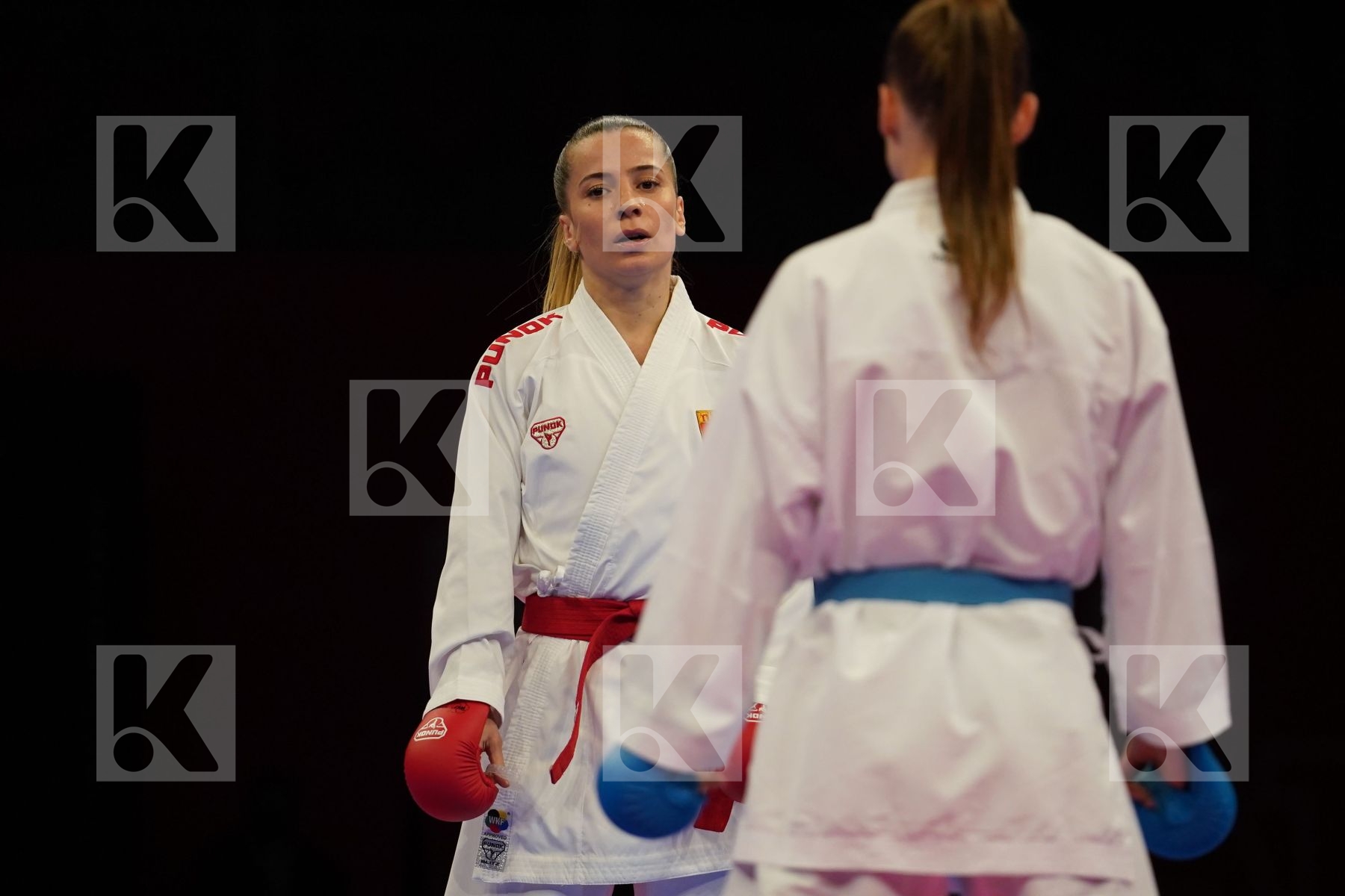 OZCELIK ARAPOGLU SERAP (TURKEY) Vs HUBRICH SHARA (GERMANY) in Senior Kumite -50 Kg - Final bout