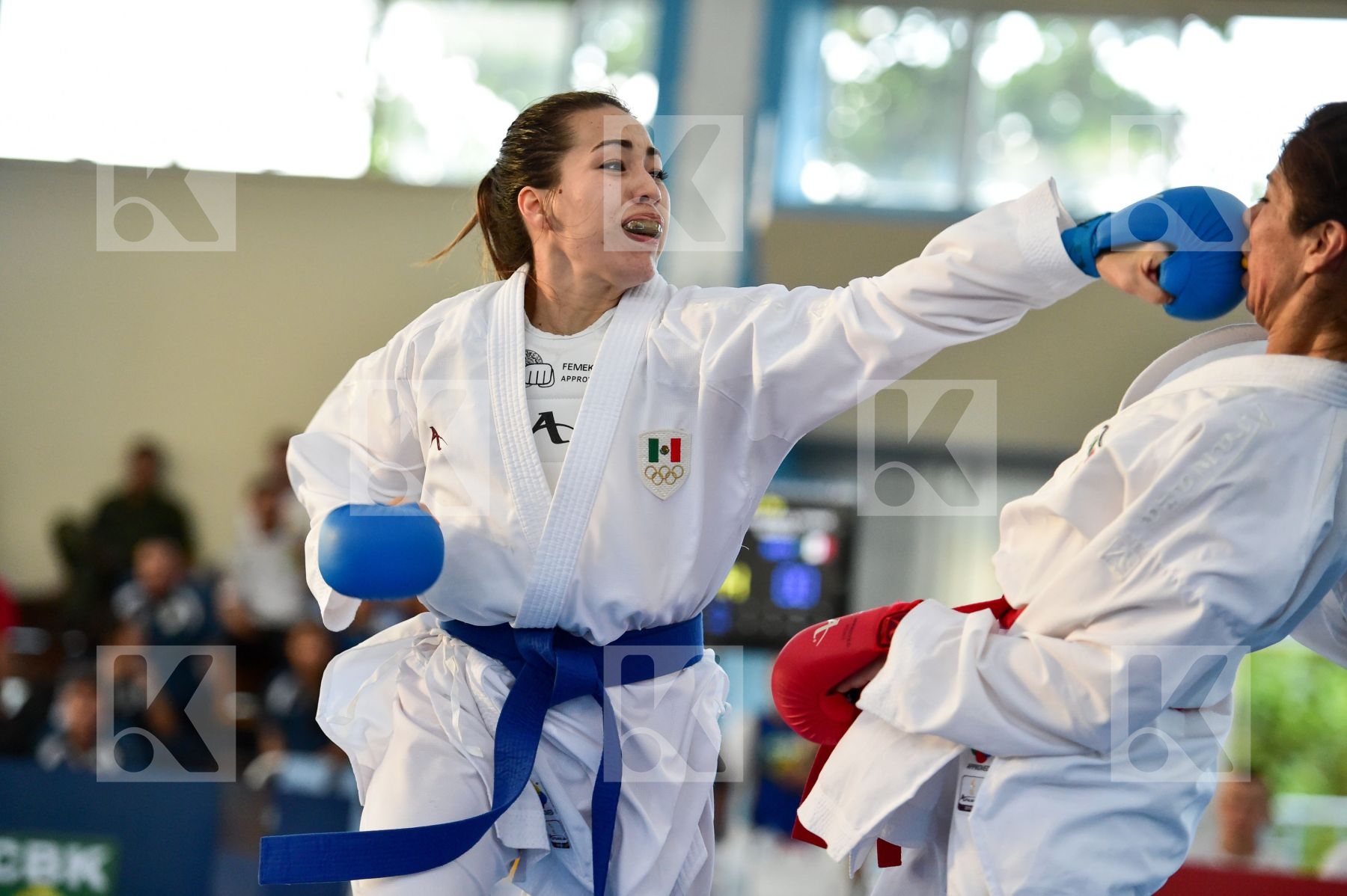 -61 Kg Arreola Merillela Female final Flores Paula Ivonne kumite