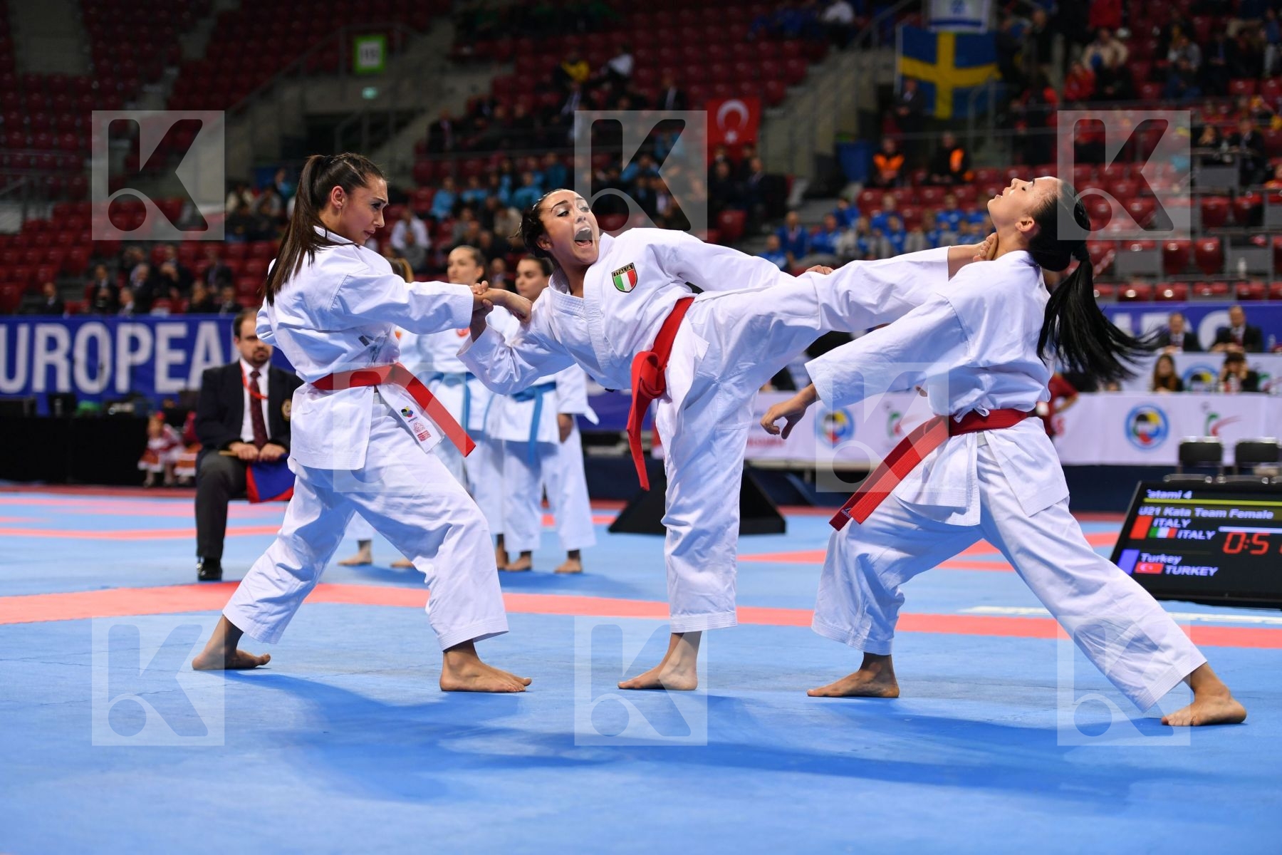 Italy Paiku U21 kata team female