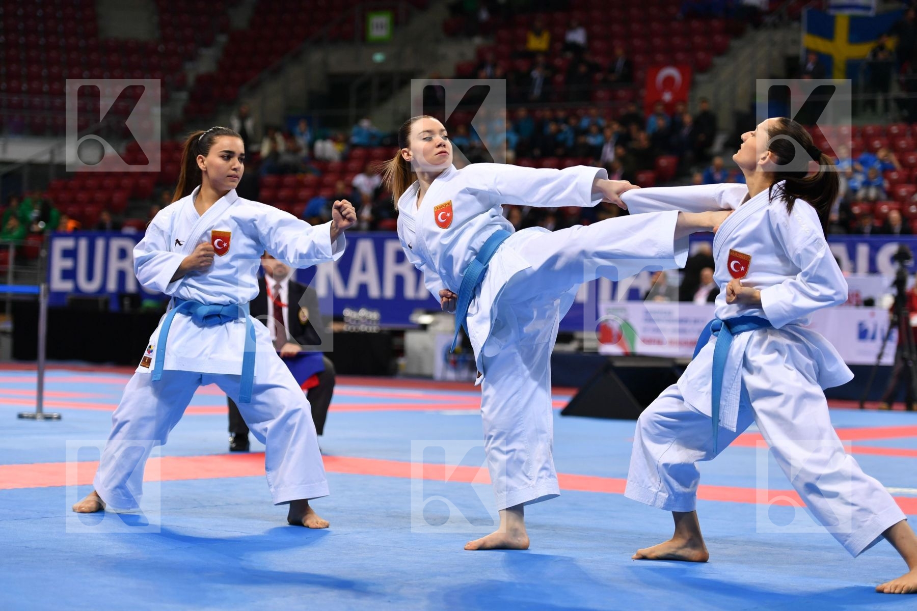 Turkey Turkey Turkey U21 kata team female Unsu < LRBarcodes