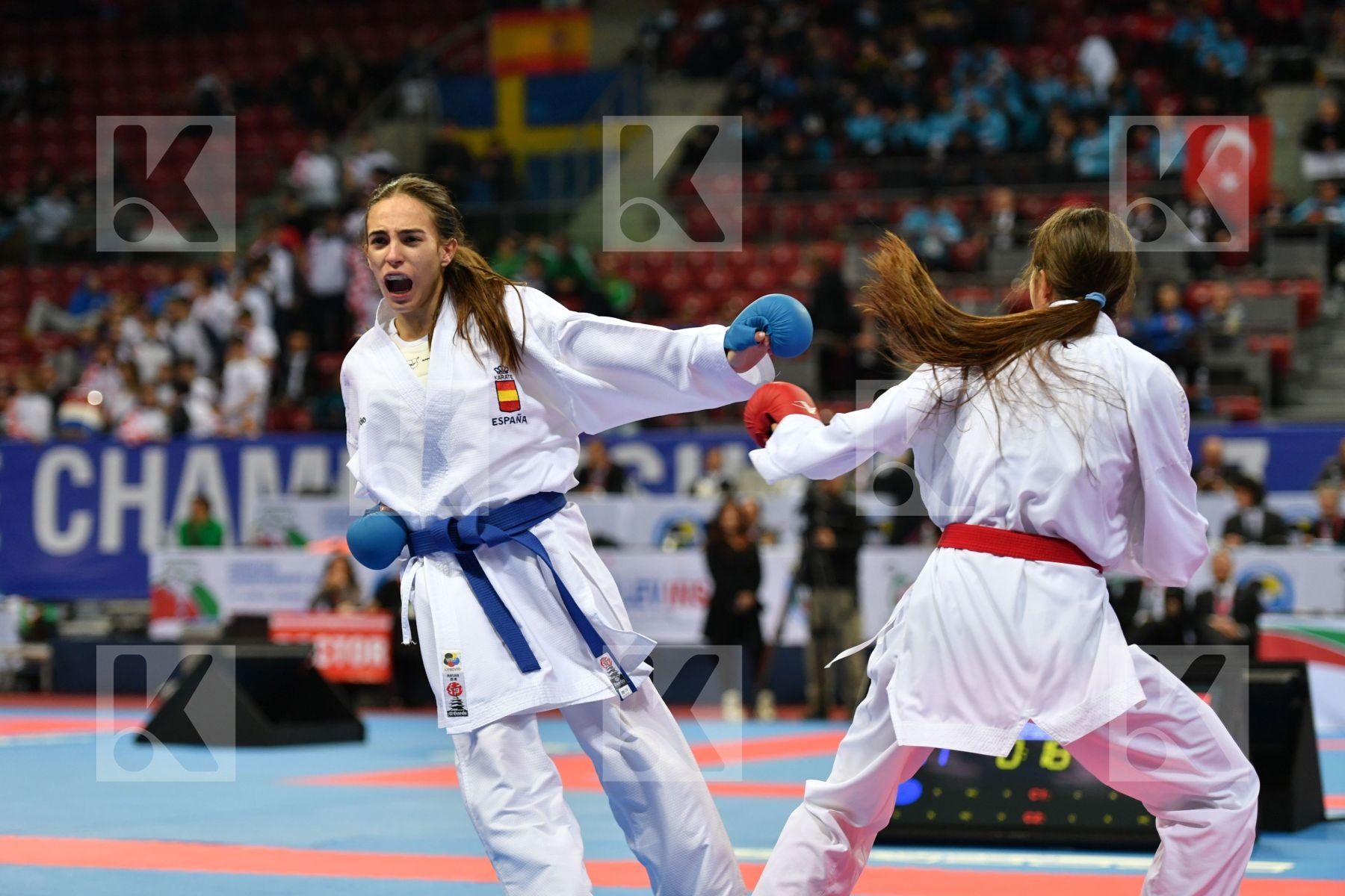 Cadet kumite female -47 kg, Garcia moya Nidia, Hurenko Polina, M