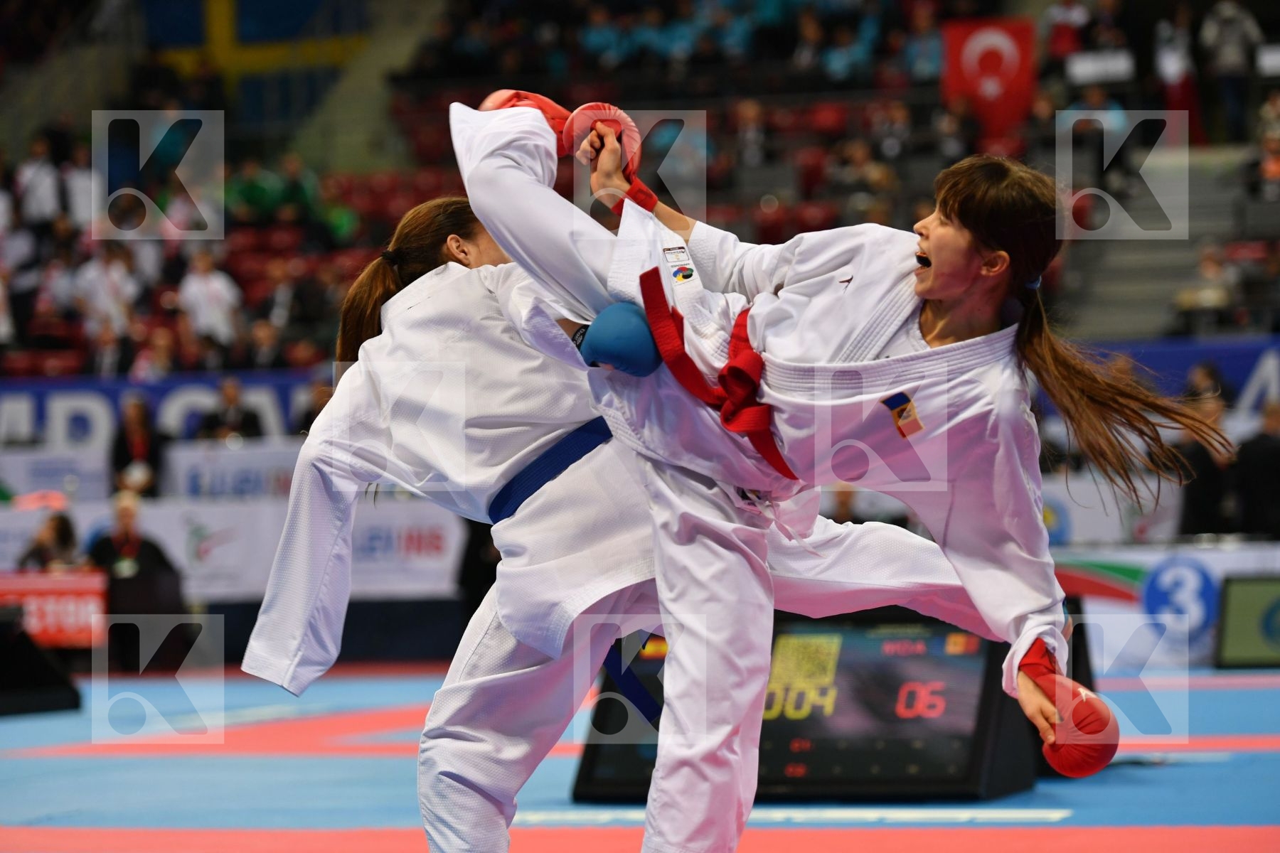 Cadet kumite female -47 kg, Garcia moya Nidia, Hurenko Polina, M