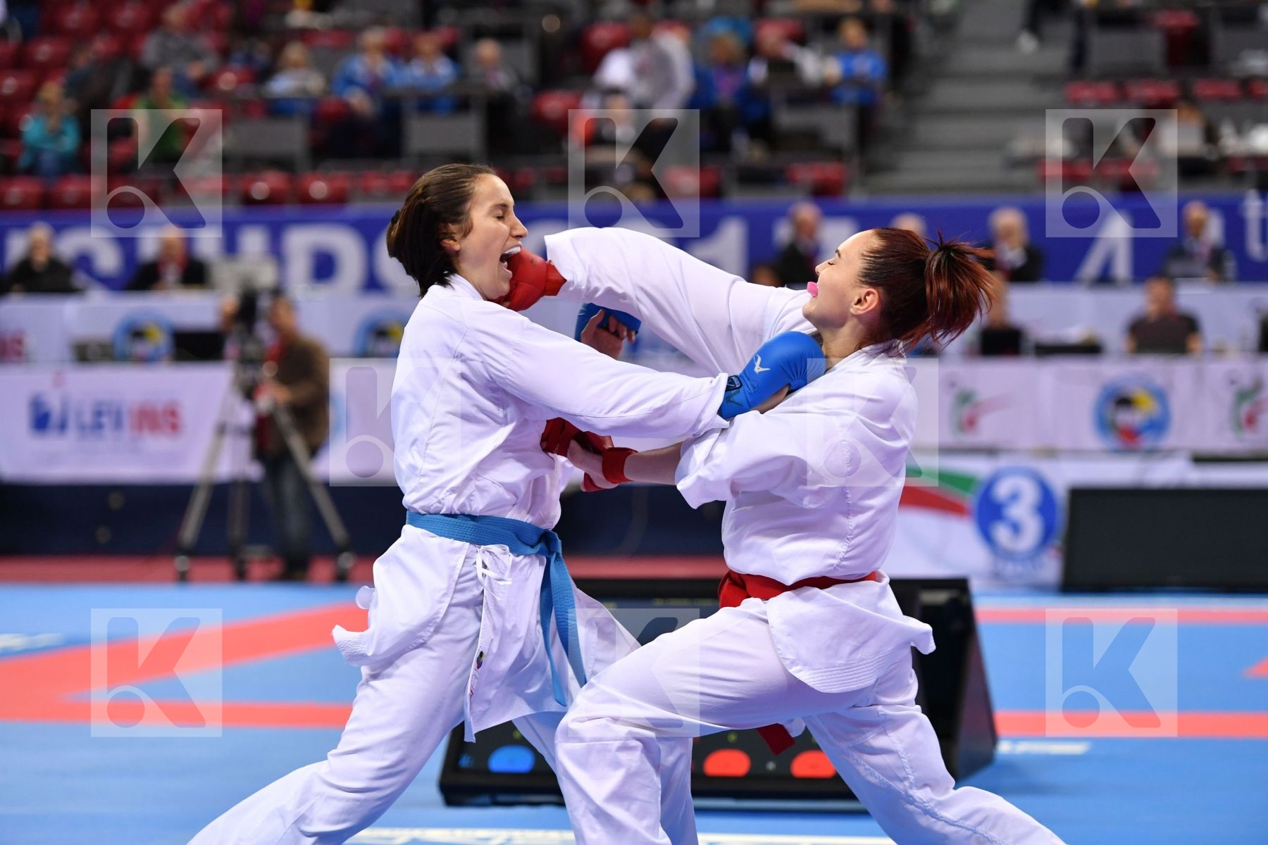 Avazeri Lea France Portugal Ribeiro Flavia U21 kumite female -68