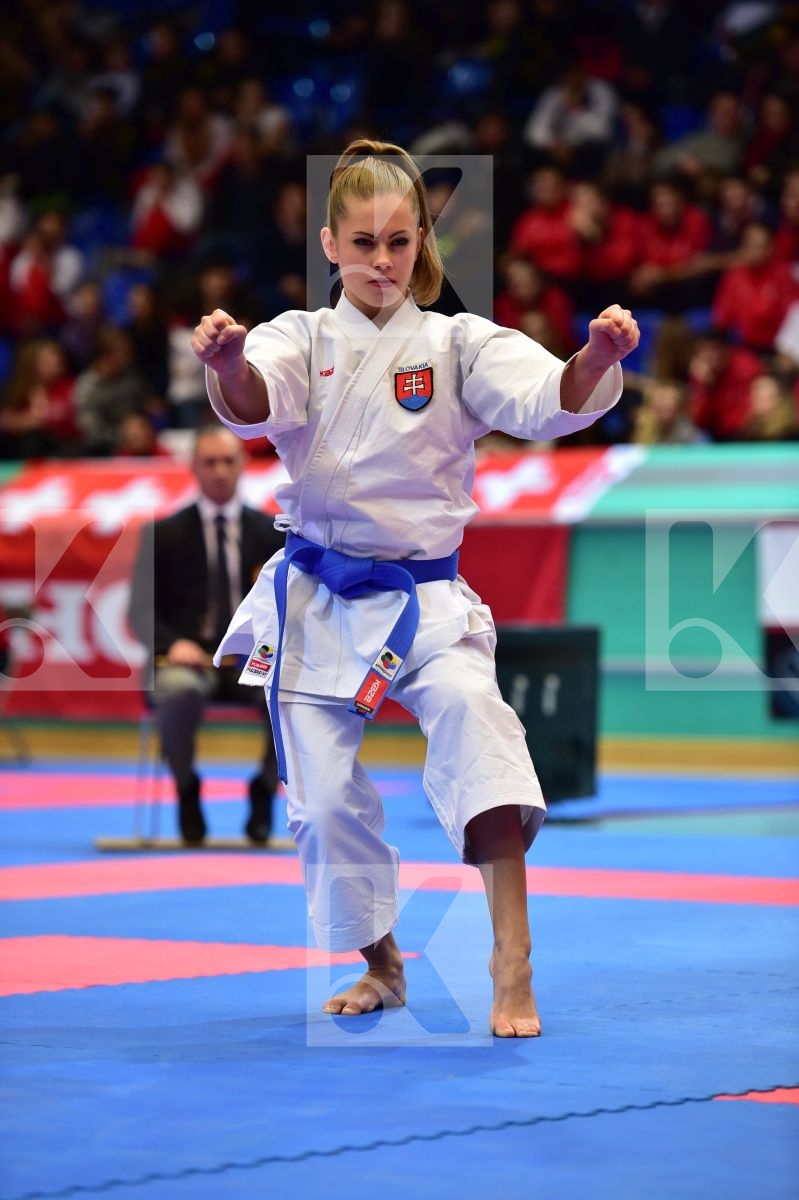 Brazdova Ema cadet female finals kata Kaze Slovakia