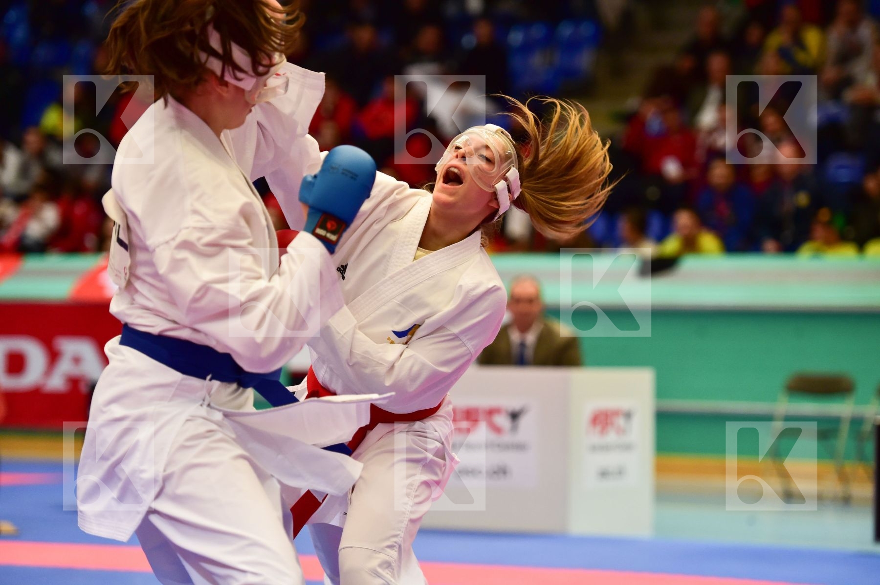 +54kg Adidas cadet female finals france kumite Lindstrom Madelei