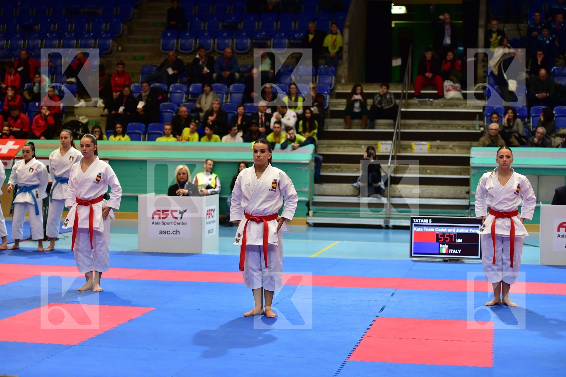 Arawaza cadet female finals junior kata spain team