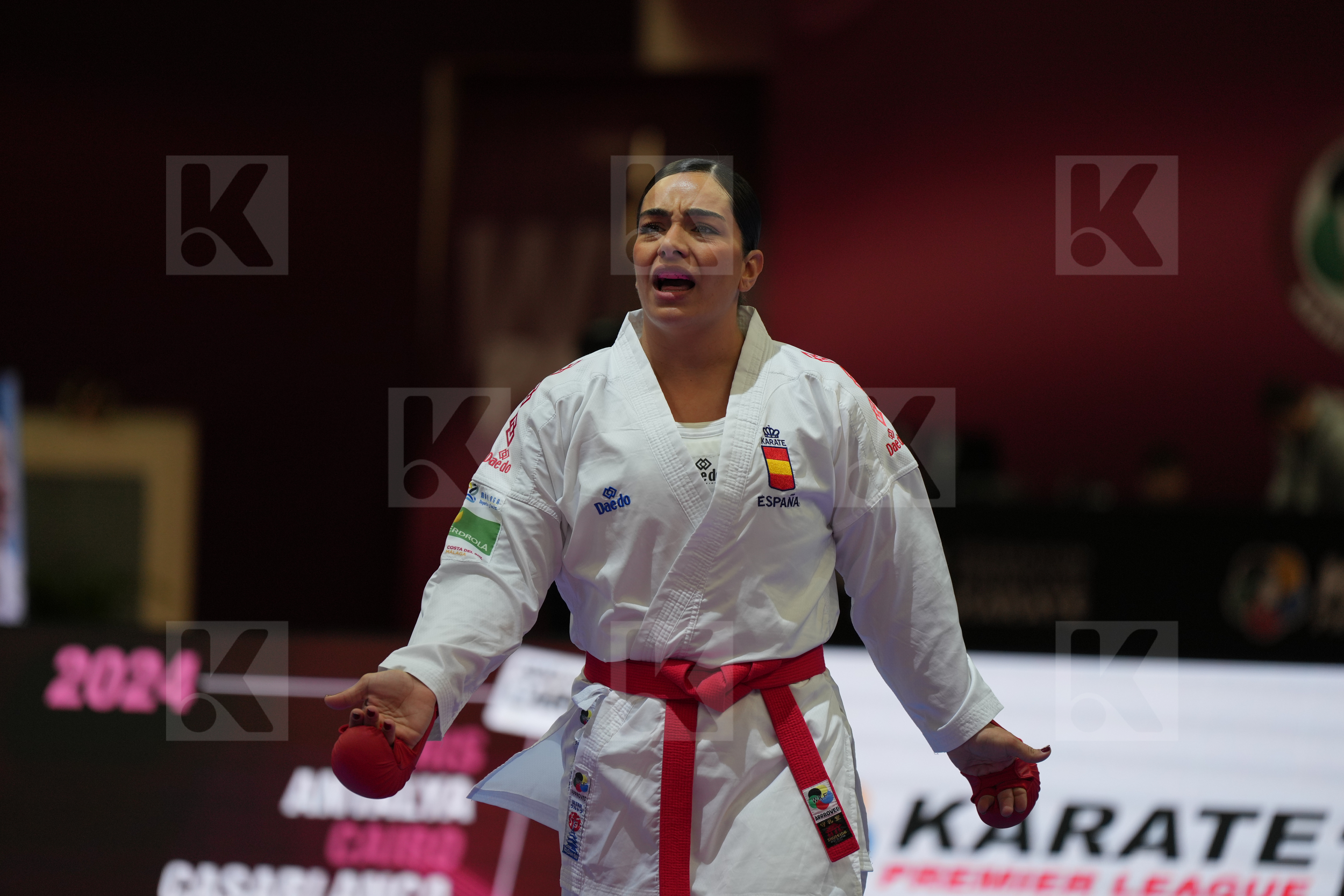 TORRES GARCIA MARIA (SPAIN) vs WALTERS ROCHELLE (ENGLAND) in Female Kumite 68+ Kg - Final bout
