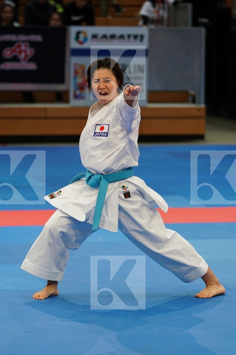 IWAMOTO EMIRI (JAPAN) in Senior Female Kata - Bronze bout