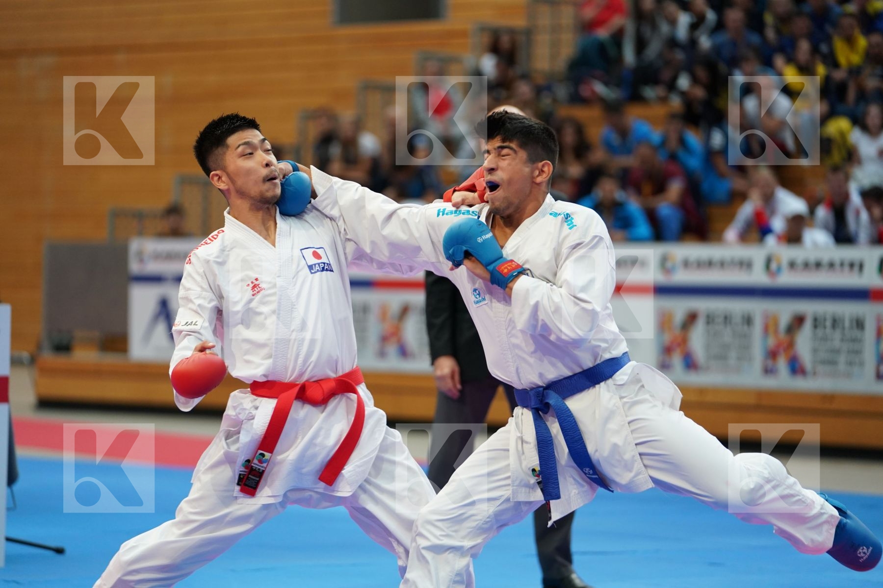 SHINOHARA HIROTO (JAPAN) vs XENOS DIONYSIOS (GREECE) in Senior Kumite -67 Kg - Bronze bout