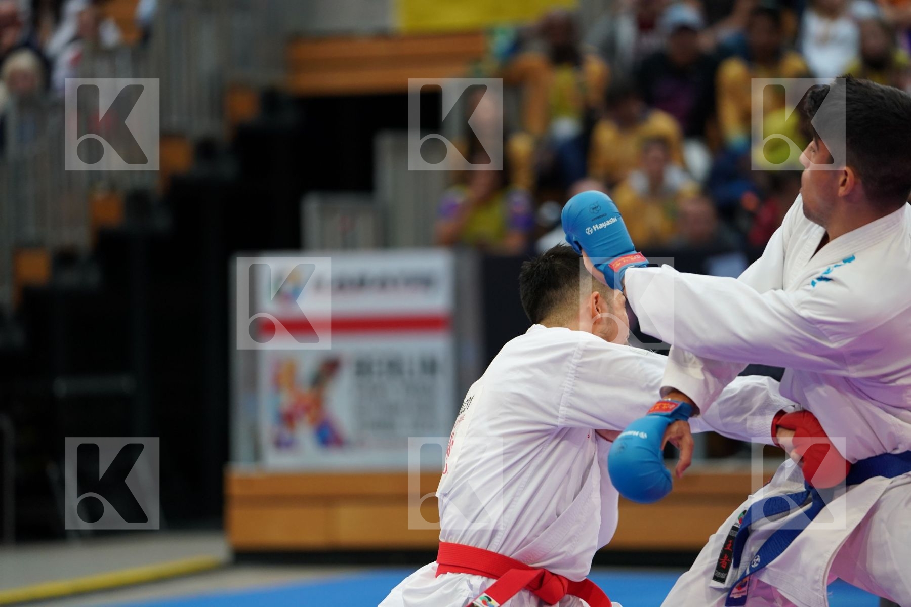 SHINOHARA HIROTO (JAPAN) vs XENOS DIONYSIOS (GREECE) in Senior Kumite -67 Kg - Bronze bout