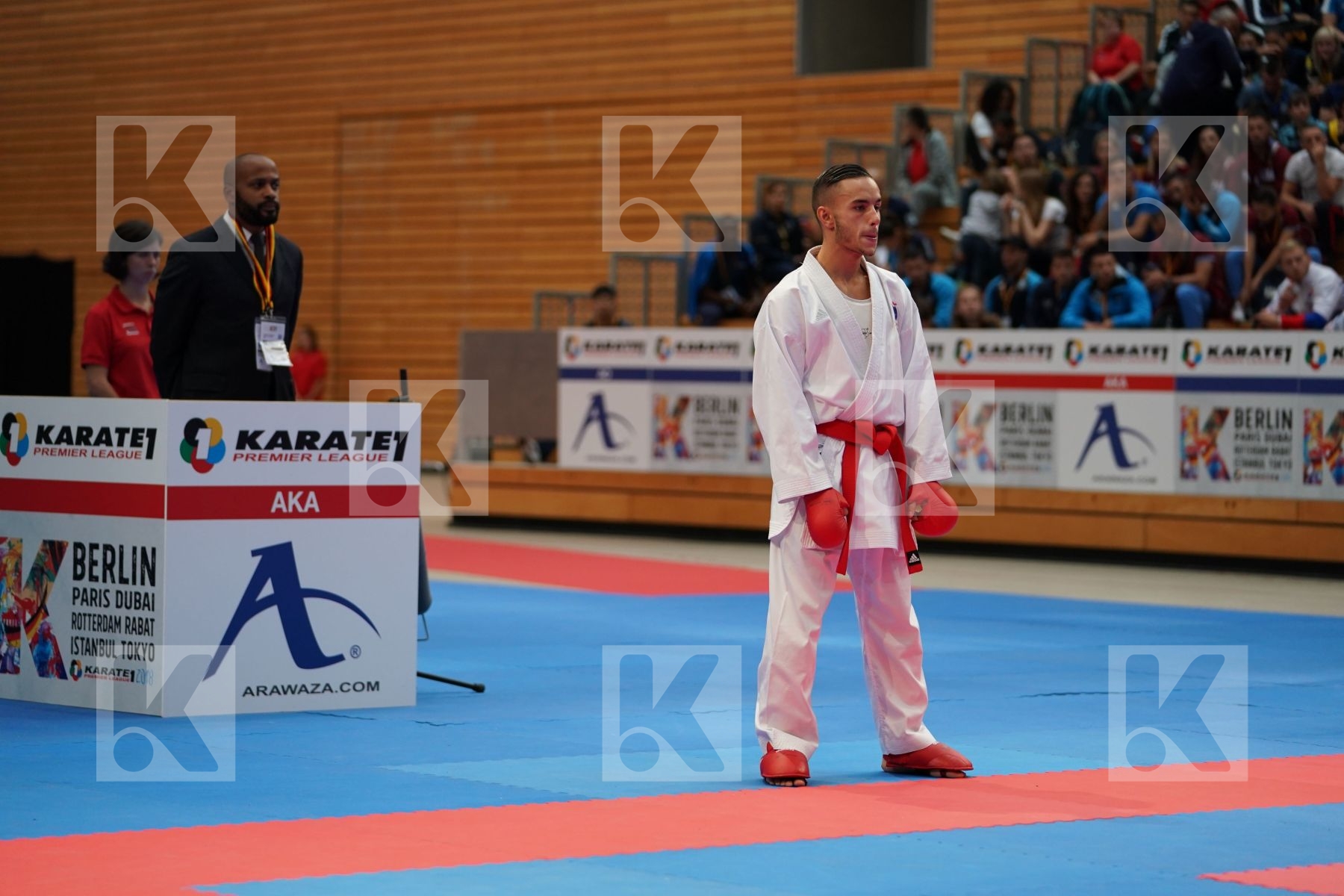 DACOSTA STEVEN (FRANCE) vs THOMAS JORDAN (ENGLAND) in Senior Kumite -67 Kg - Bronze bout