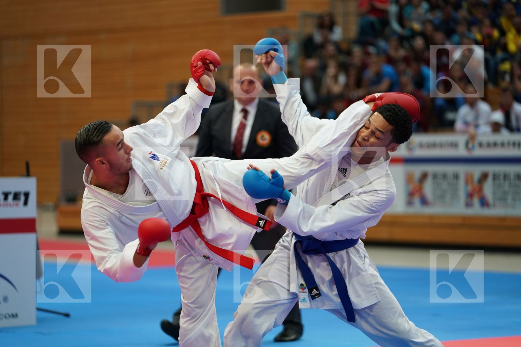 DACOSTA STEVEN (FRANCE) vs THOMAS JORDAN (ENGLAND) in Senior Kumite -67 Kg - Bronze bout