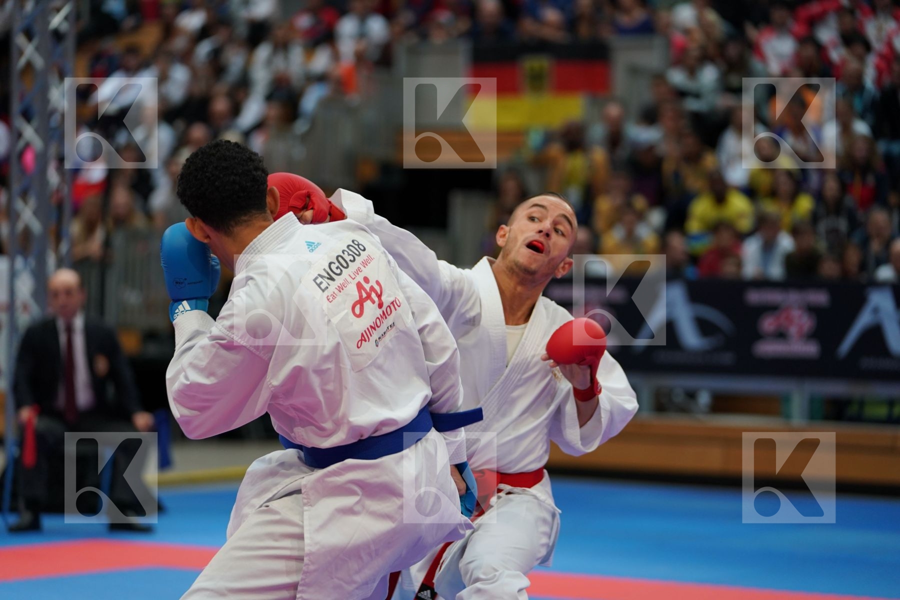 DACOSTA STEVEN (FRANCE) vs THOMAS JORDAN (ENGLAND) in Senior Kumite -67 Kg - Bronze bout