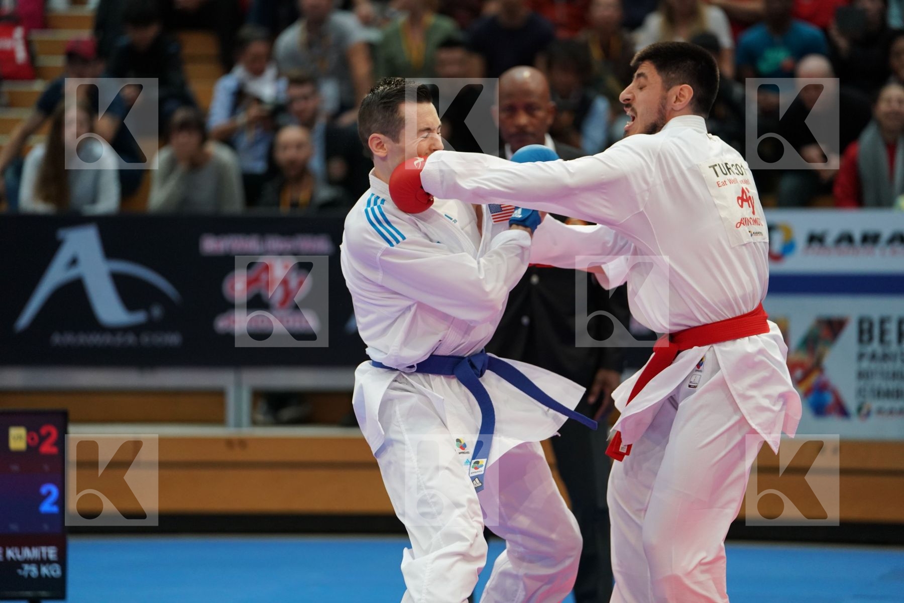 ELTEMUR ERMAN (TURKEY) vs SCOTT THOMAS (UNITED STATE) in Senior Kumite Ð 75 Kg - Bronze bout
