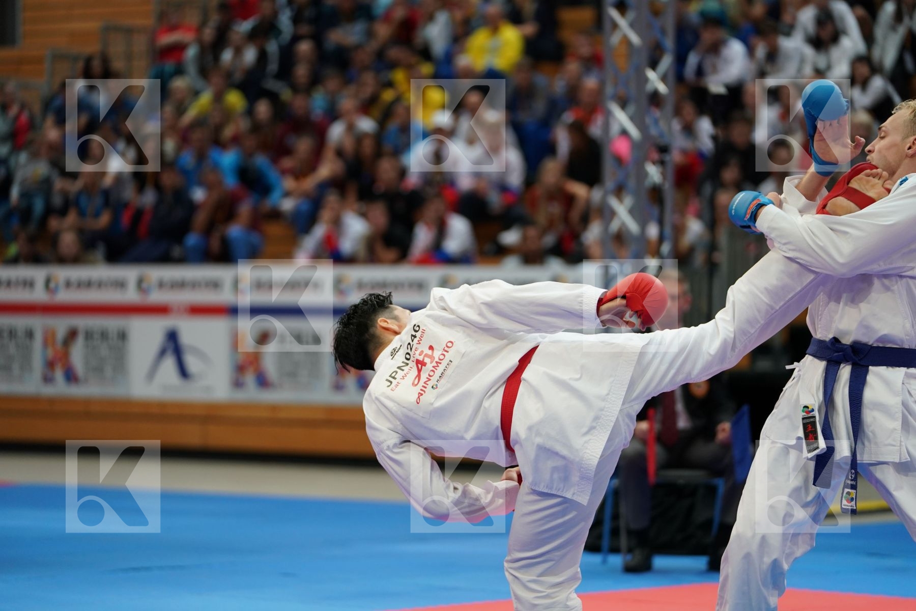 NISHIMURA KEN (JAPAN) vs BITSCH NOAH (GERMANY) in Senior Kumite Ð 75 Kg - Bronze bout