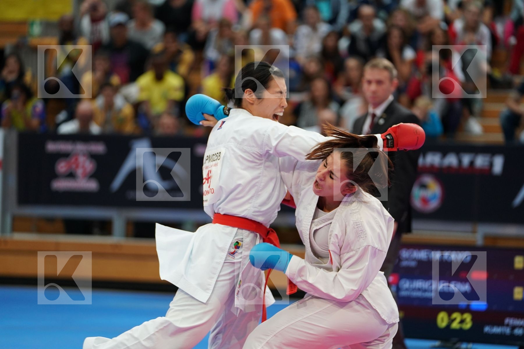 SOMEYA KAYO (JAPAN) vs QUIRICI ELENA (SWITZERLAND) in Senior Kumite Ð 68 Kg - Bronze bout