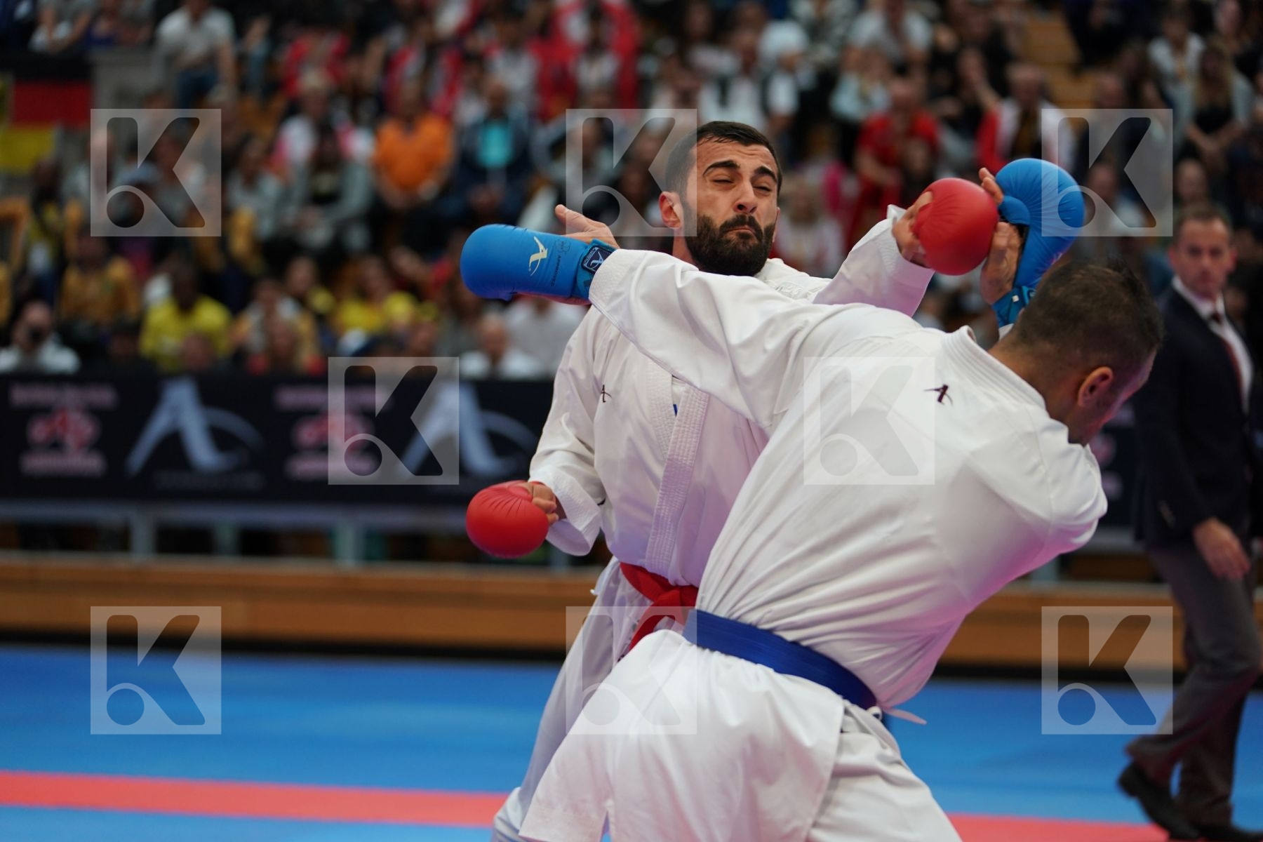 AKTAS UGUR (TURKEY ) vs POORSHAB ZABIOLLAH (IRAN) in Senior Kumite Ð 84 Kg - Bronze bout
