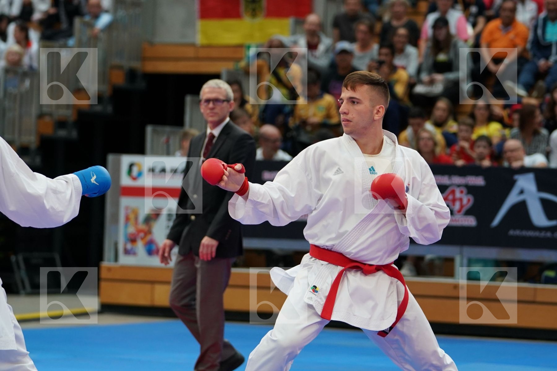 DA COSTA JESSIE (FRANCE) vs PETERSEN TIMOTHY (NETHERLANDS) in Senior Kumite Ð 84 Kg - Bronze bout