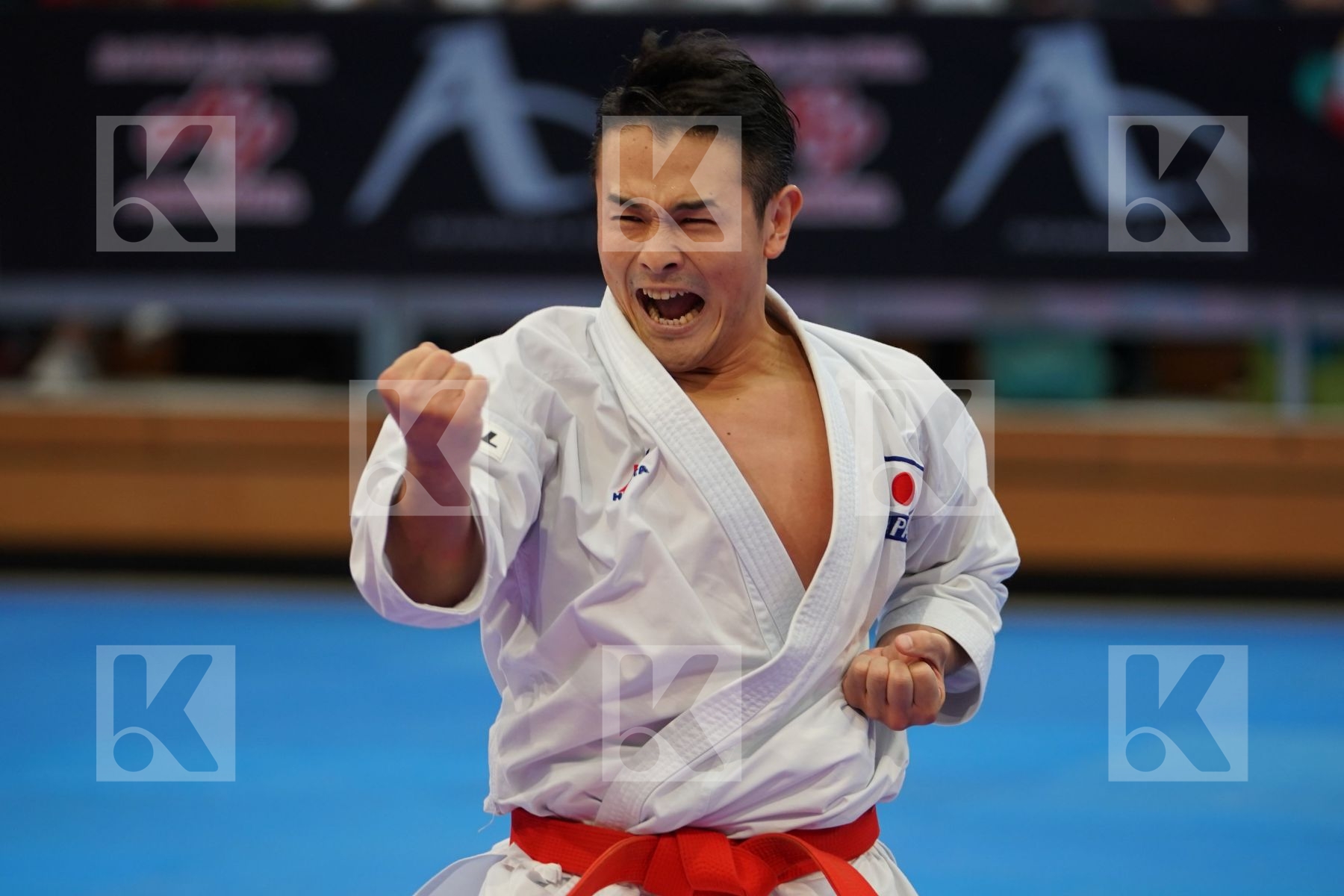 SHIMBABA ISSEI (JAPAN) in Senior Male Kata - Gold bout