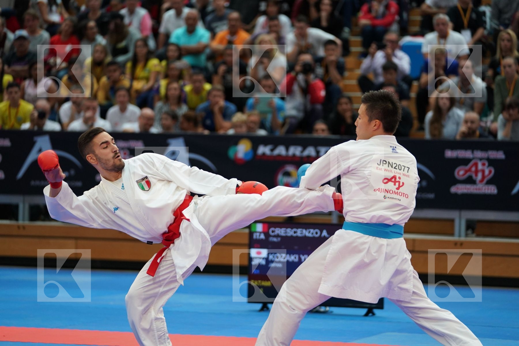 CRESCENZO ANGELO (ITALIA) vs KOZAKI YUGO (JAPAN) in Senior Kumite -60 Kg - Gold bout