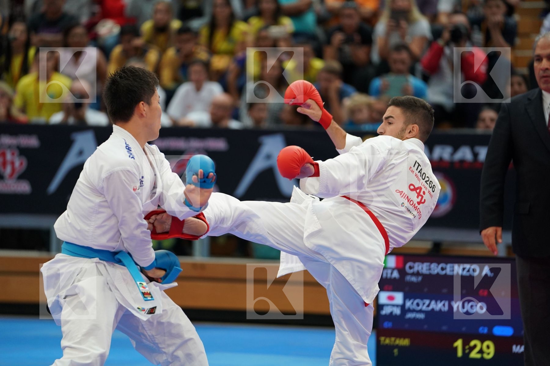 CRESCENZO ANGELO (ITALIA) vs KOZAKI YUGO (JAPAN) in Senior Kumite -60 Kg - Gold bout