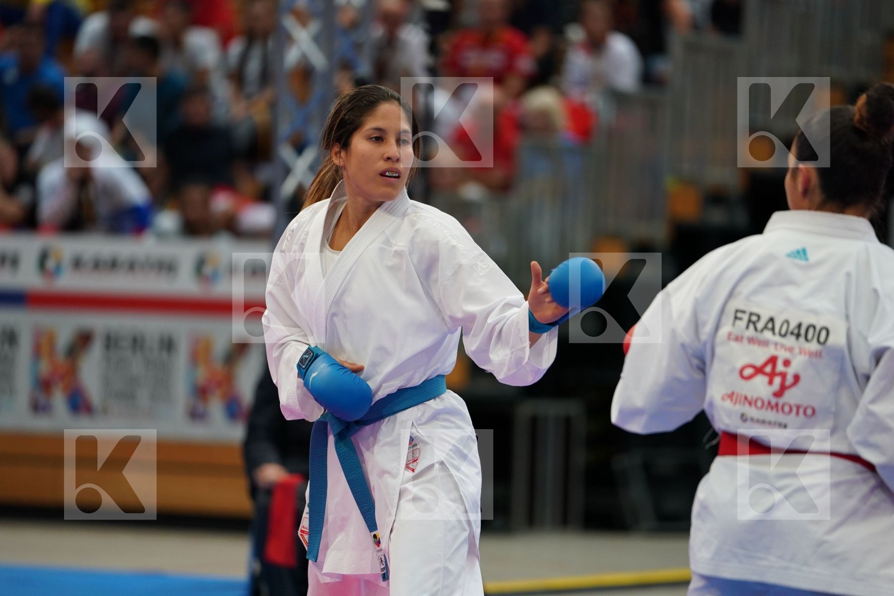 HEURTAULT LEILA (FRANCE) vs GRANDE ALEXANDRA (PERU) in Senior Kumite Ð 61 Kg - Gold bout