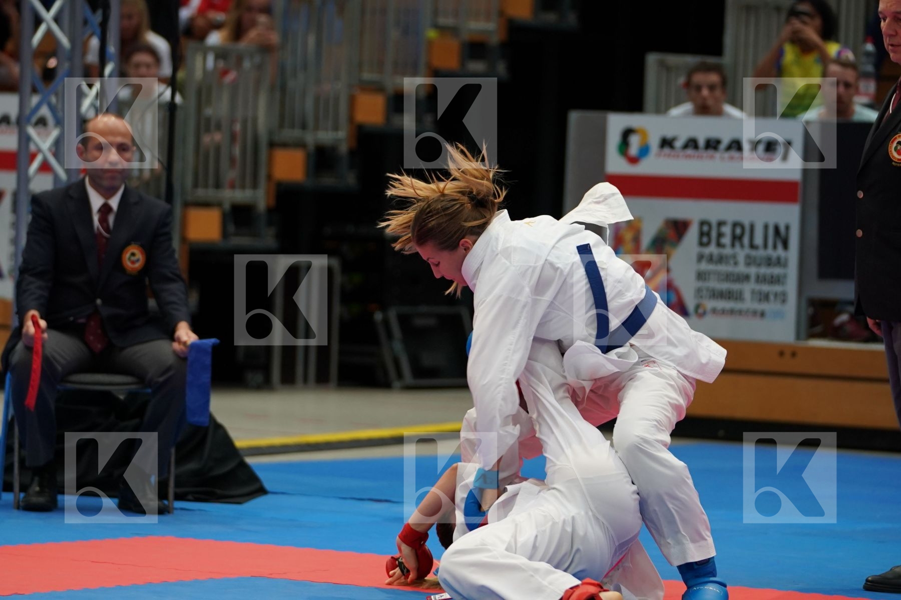 Eltemur Eda (TURKEY) vs ZARETSKA IRINA (AZERBAIJAN) in Senior Kumite Ð 68 Kg - Gold bout