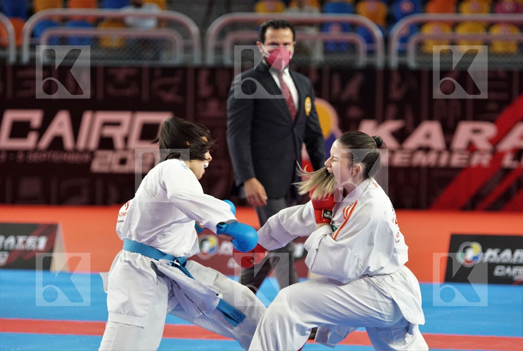 Carolaini Zefino PEREIRA (BRAZIL) vs (Maya SHAERER (SWITZERLAND) in Female Kumite -55 Kg - Bronze bout