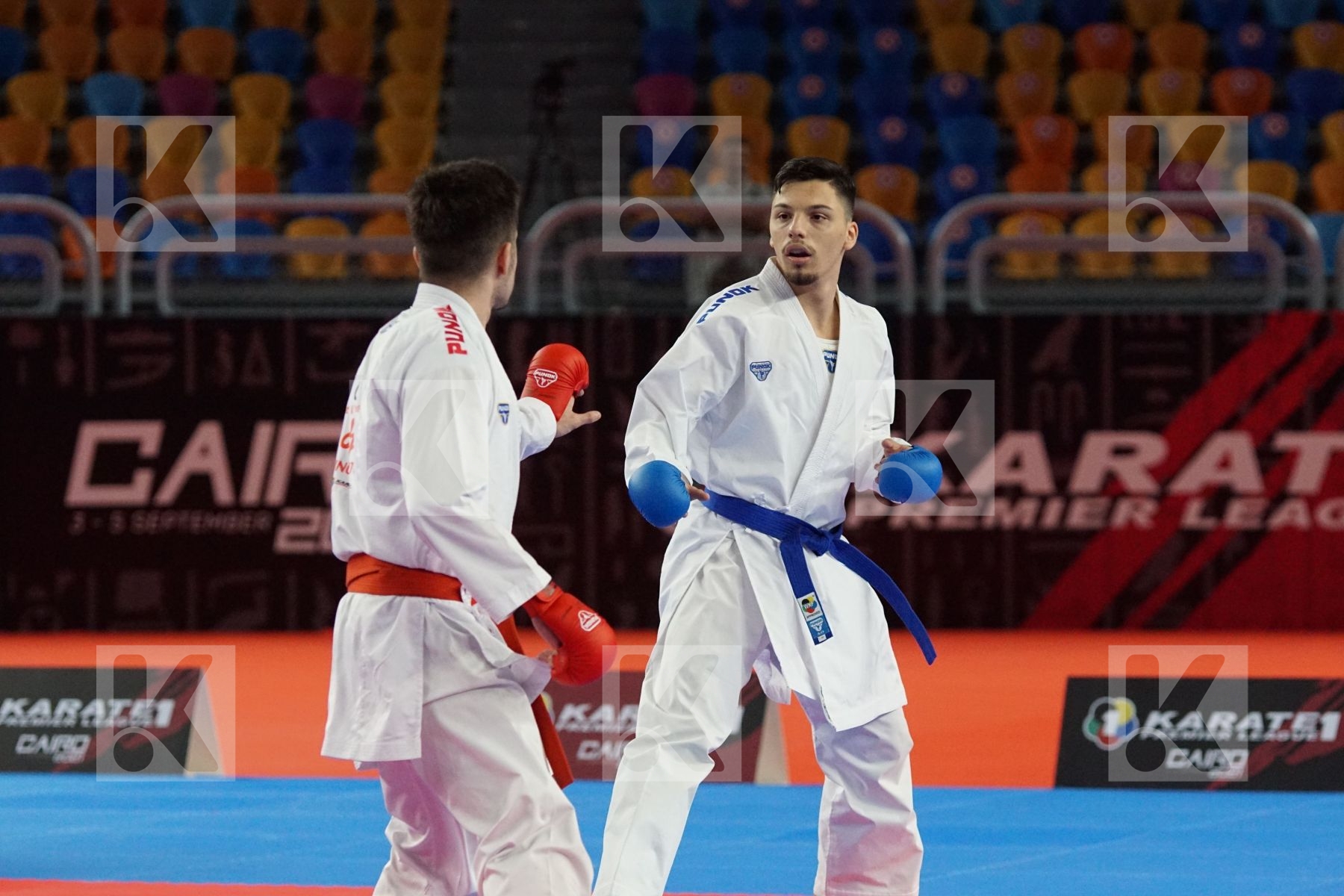 Matias Fuentes RODRIGUEZ (CHILE) vs (Daniele DE VIVO (ITALY) in Male Kumite -75 Kg - Bronze bout