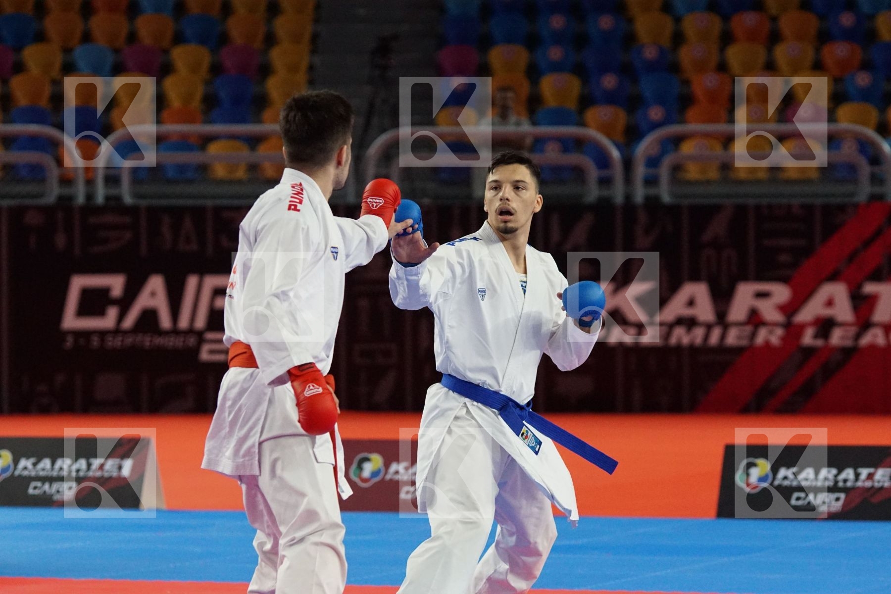 Matias Fuentes RODRIGUEZ (CHILE) vs (Daniele DE VIVO (ITALY) in Male Kumite -75 Kg - Bronze bout