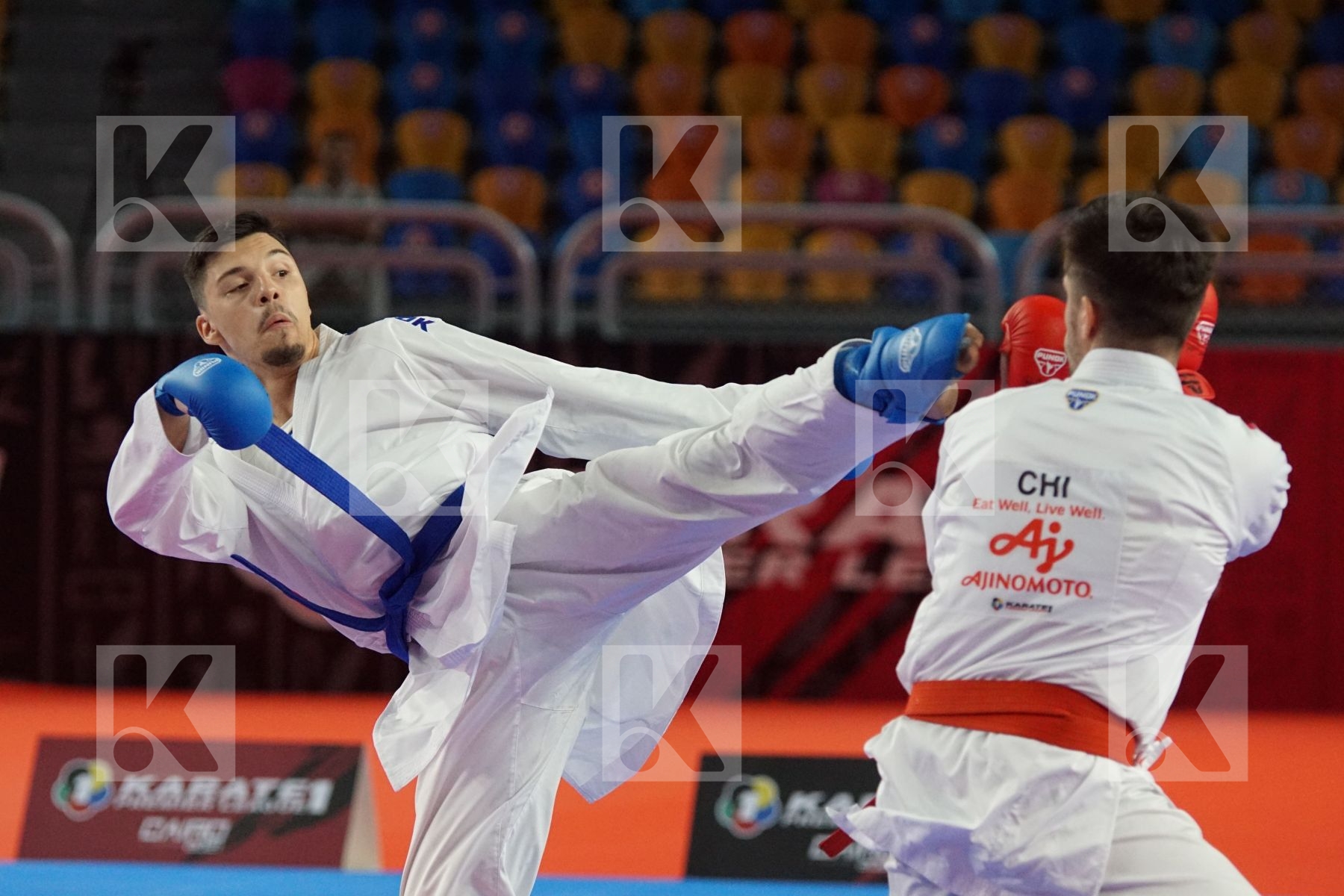 Matias Fuentes RODRIGUEZ (CHILE) vs (Daniele DE VIVO (ITALY) in Male Kumite -75 Kg - Bronze bout
