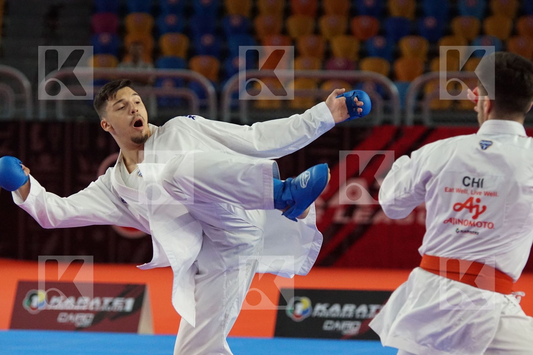 Matias Fuentes RODRIGUEZ (CHILE) vs (Daniele DE VIVO (ITALY) in Male Kumite -75 Kg - Bronze bout