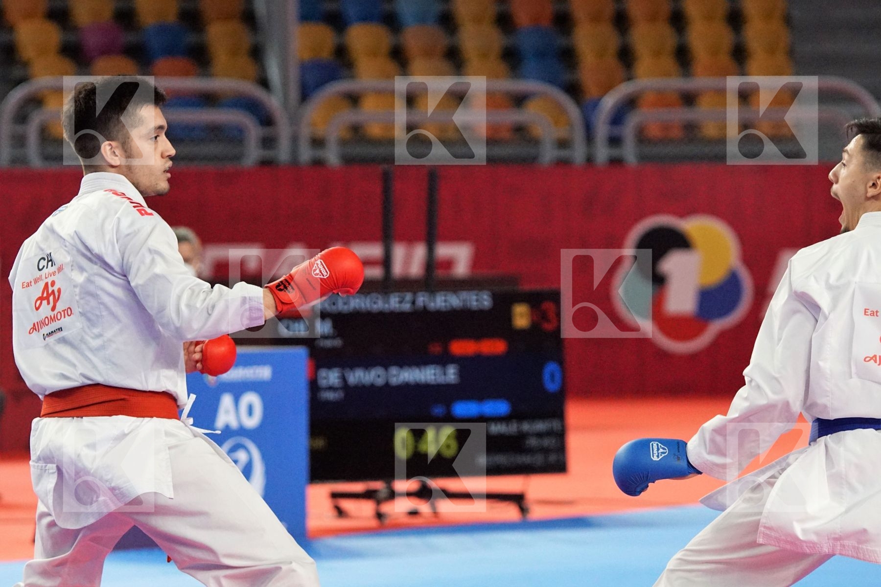 Matias Fuentes RODRIGUEZ (CHILE) vs (Daniele DE VIVO (ITALY) in Male Kumite -75 Kg - Bronze bout