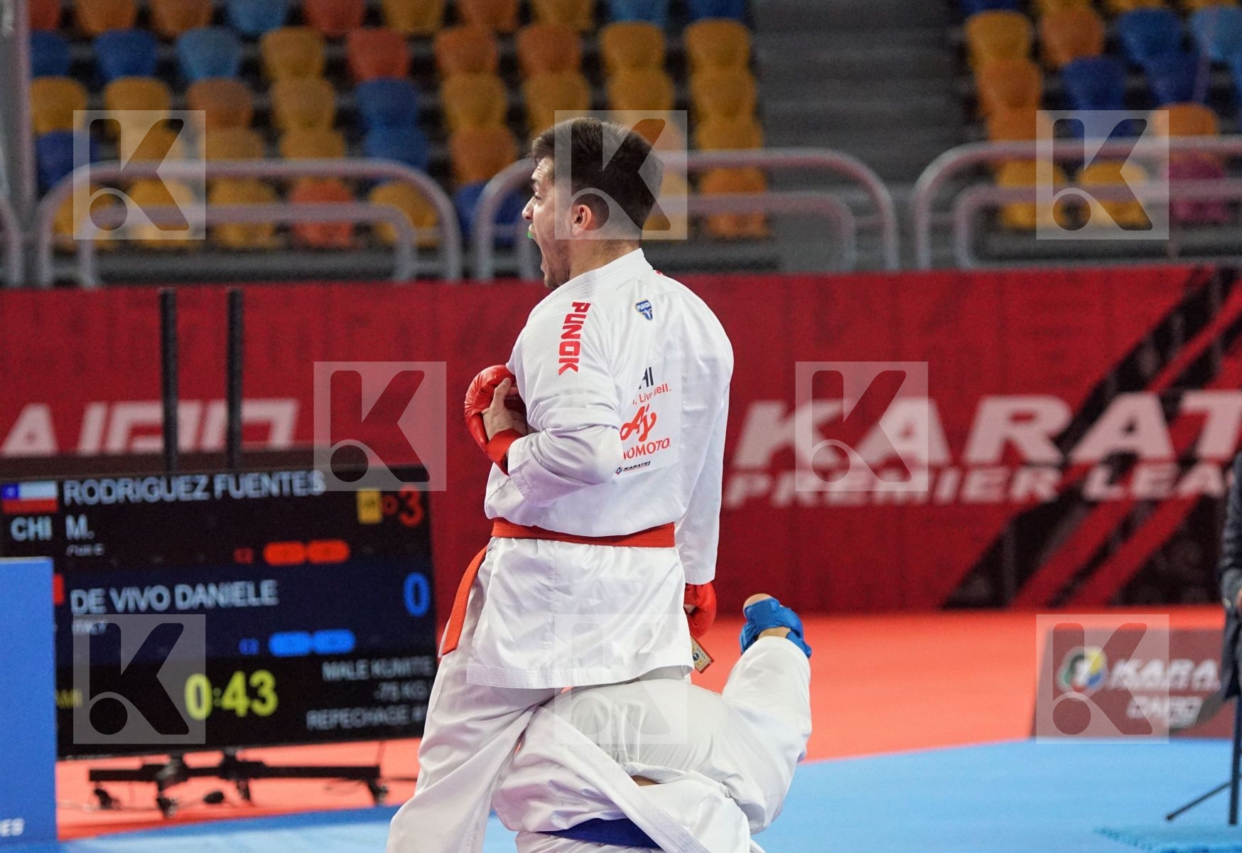 Matias Fuentes RODRIGUEZ (CHILE) vs (Daniele DE VIVO (ITALY) in Male Kumite -75 Kg - Bronze bout