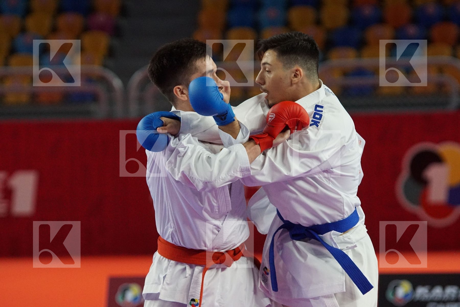 Matias Fuentes RODRIGUEZ (CHILE) vs (Daniele DE VIVO (ITALY) in Male Kumite -75 Kg - Bronze bout