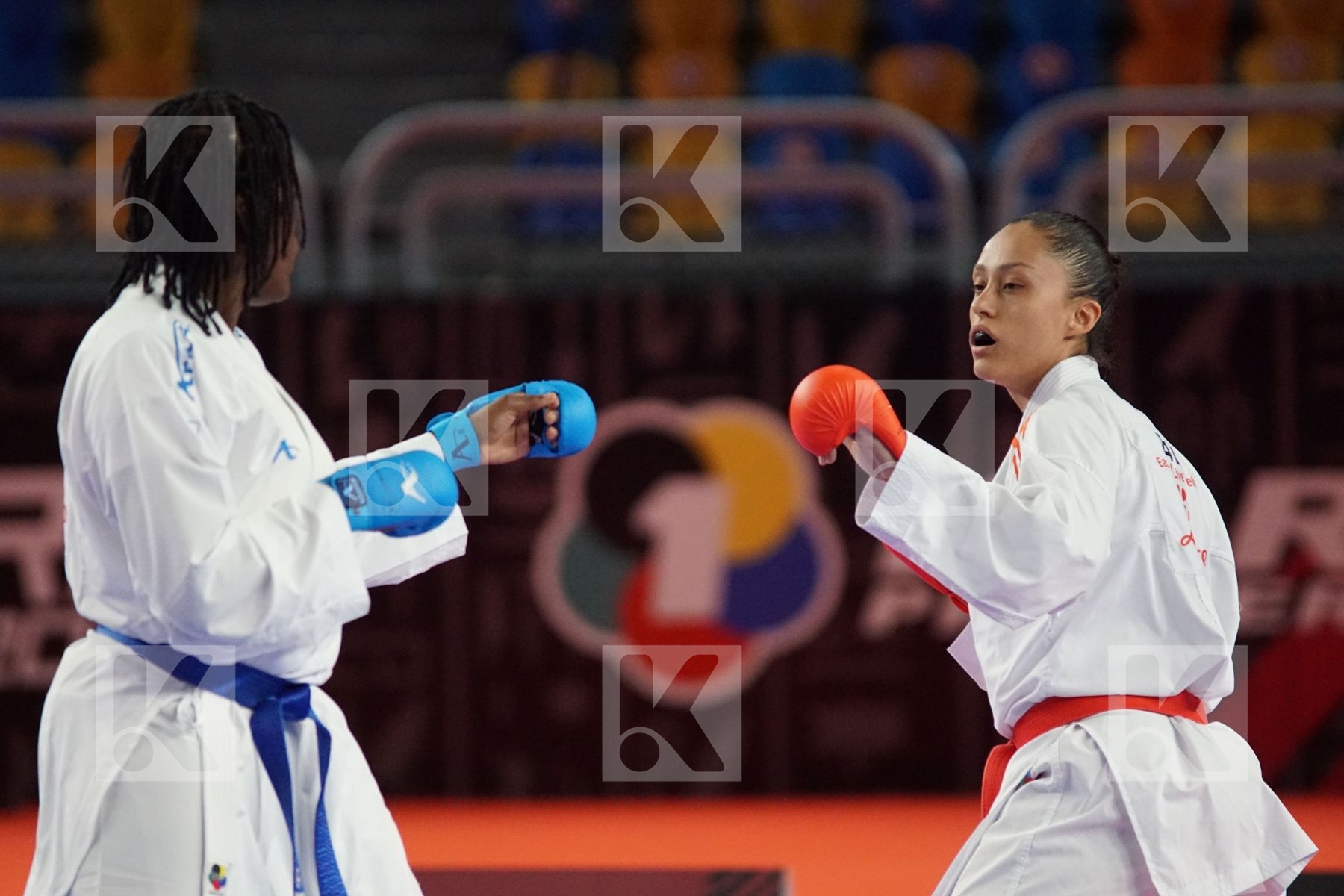 Aleksandra STUBLEVA (BUL) vs (Vanesca NORTAN (NEDERLAND) in Female Kumite 68+ Kg - Bronze bout