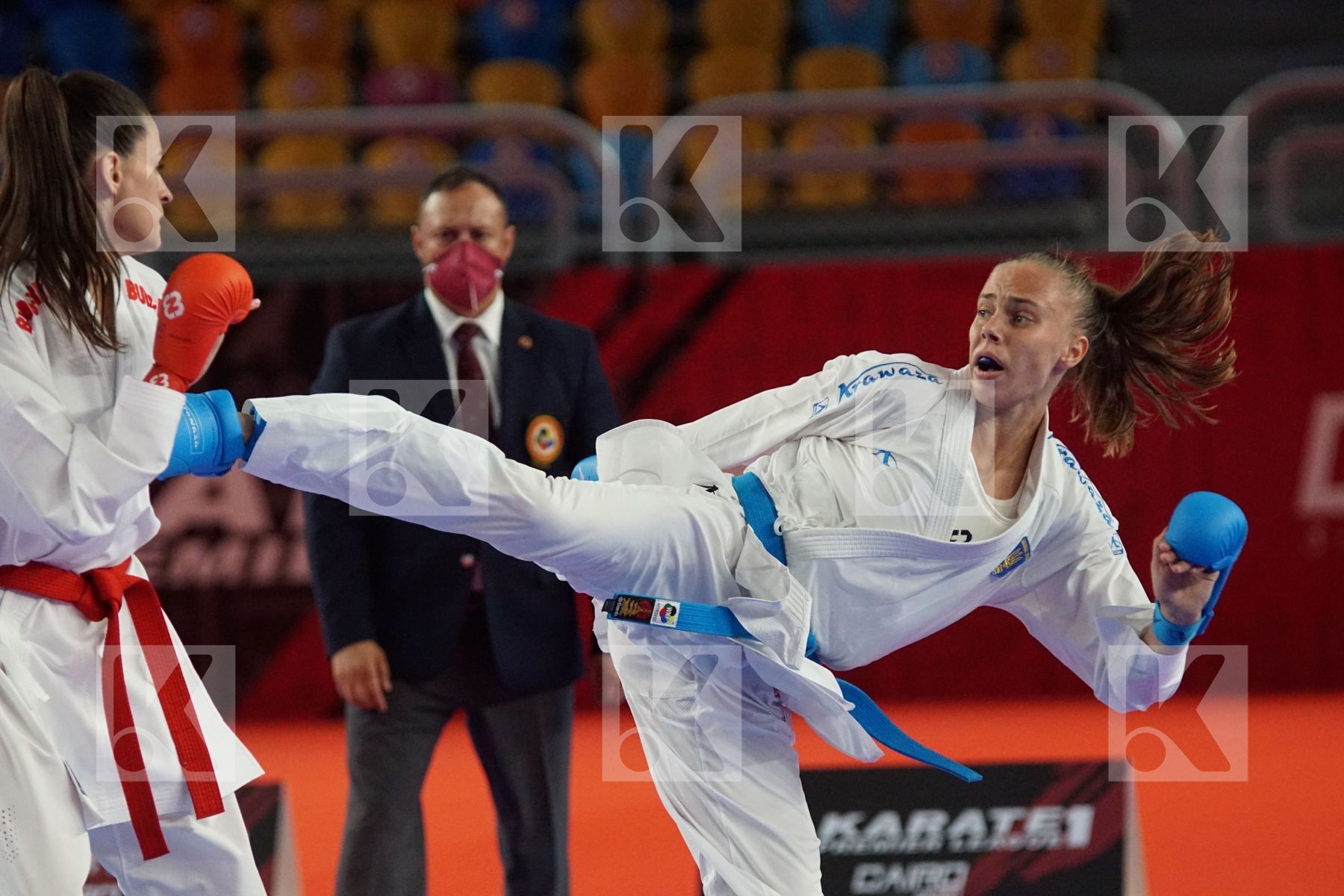 Halyna MELNYK (UKRAINE) vs (Elina SIELIEMIENIEVA (UKRAINE) in Female Kumite -68 Kg - Gold bout