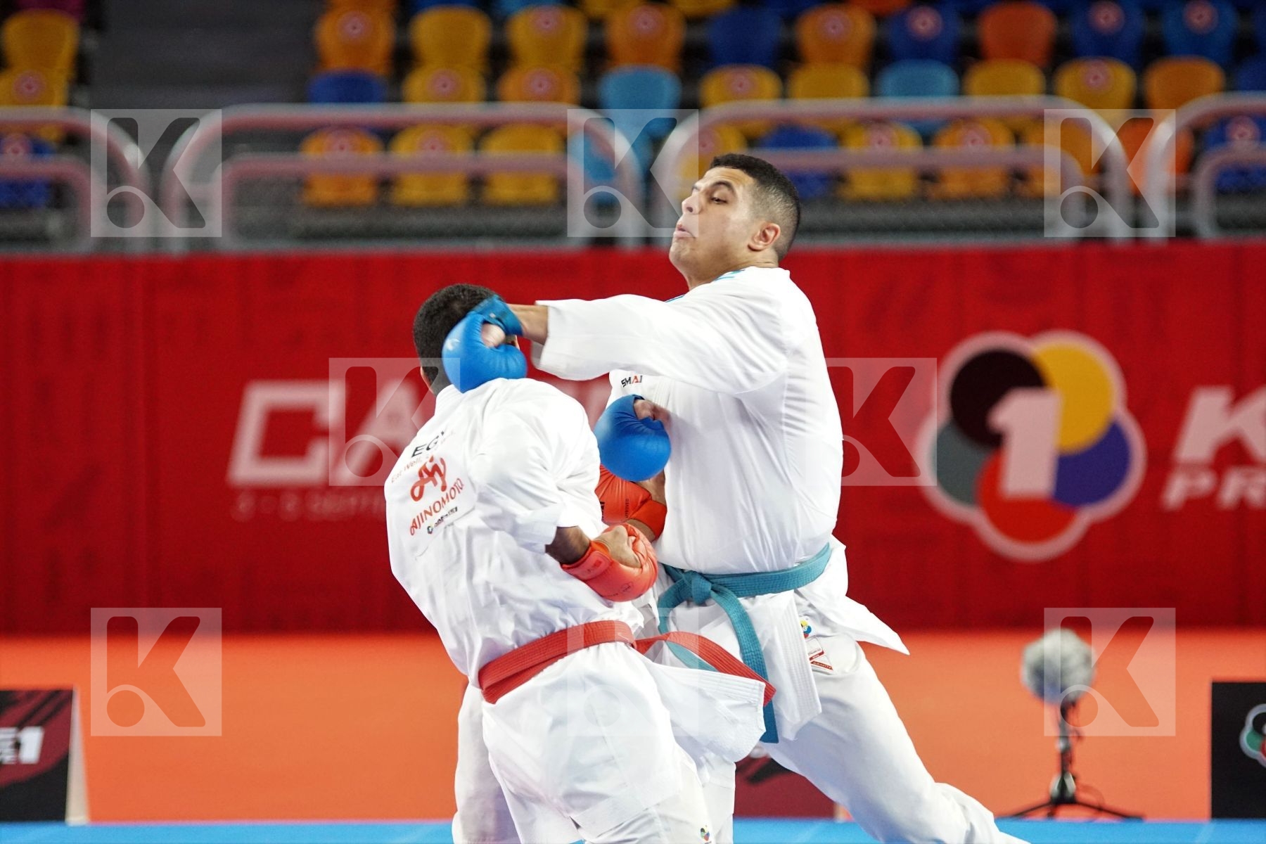 Youssef BADAWI (EGYPT) vs (Omar Ashraf MOHAMED (EGYPT) in Male Kumite -84 Kg - Gold bout