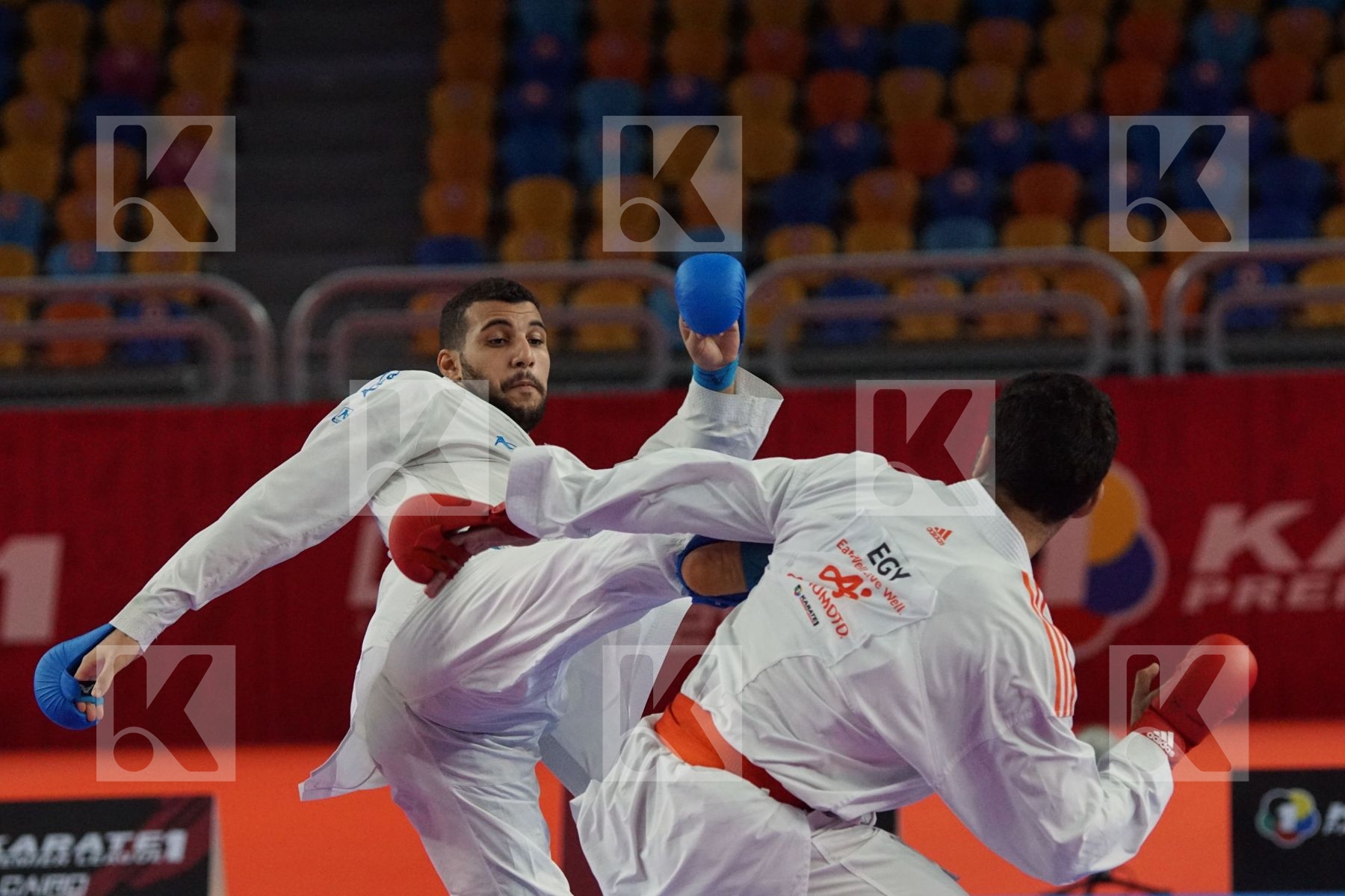 Taha TAREK (EGYPT) vs (Hazm Ahmed MOHAMED (RGY) in Male Kumite 84+ Kg - Gold bout