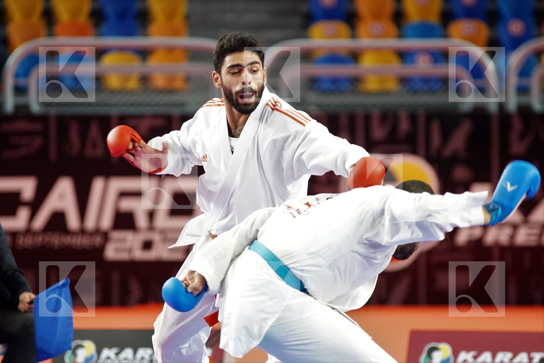 Taha TAREK (EGYPT) vs (Hazm Ahmed MOHAMED (RGY) in Male Kumite 84+ Kg - Gold bout