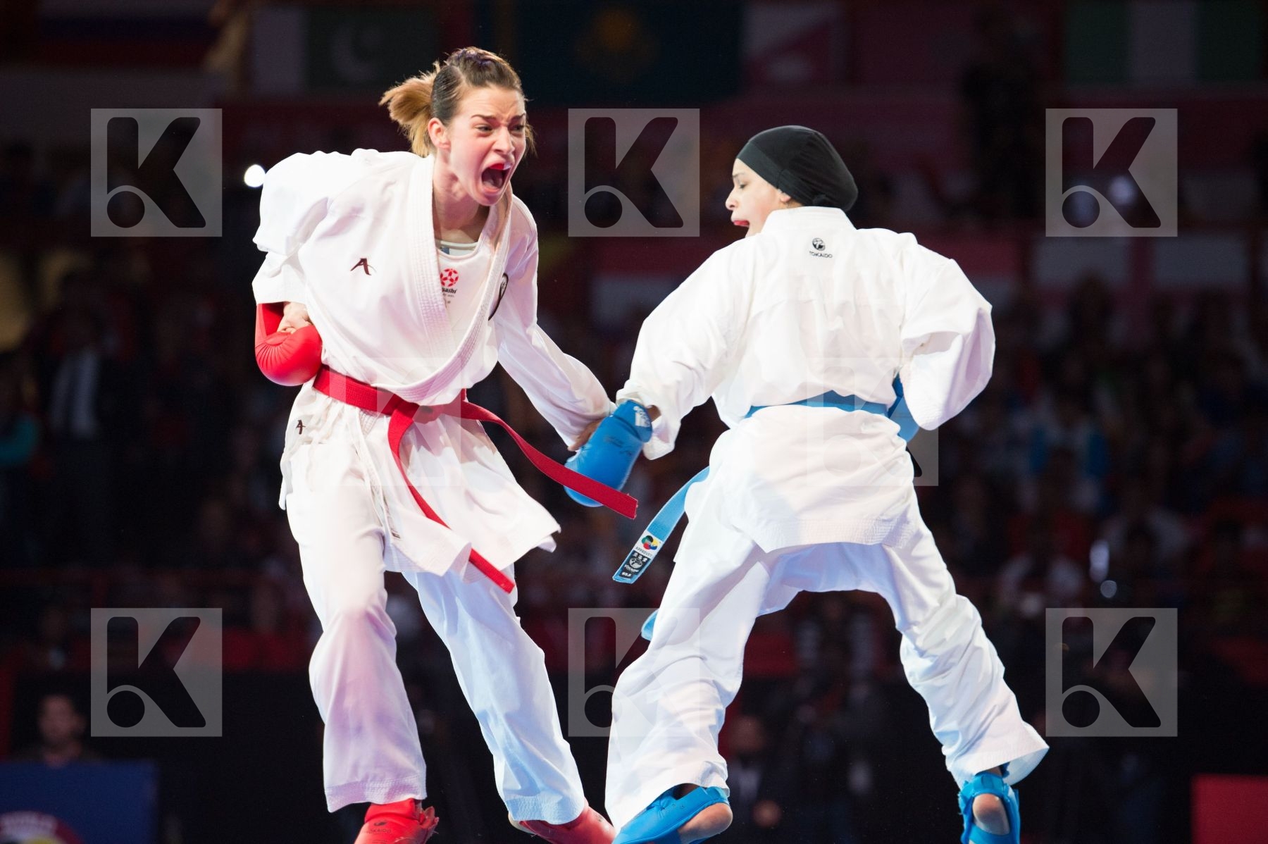 -50 Kg Austria Dubai Female final kumite Plank Bettina Radwan Ra