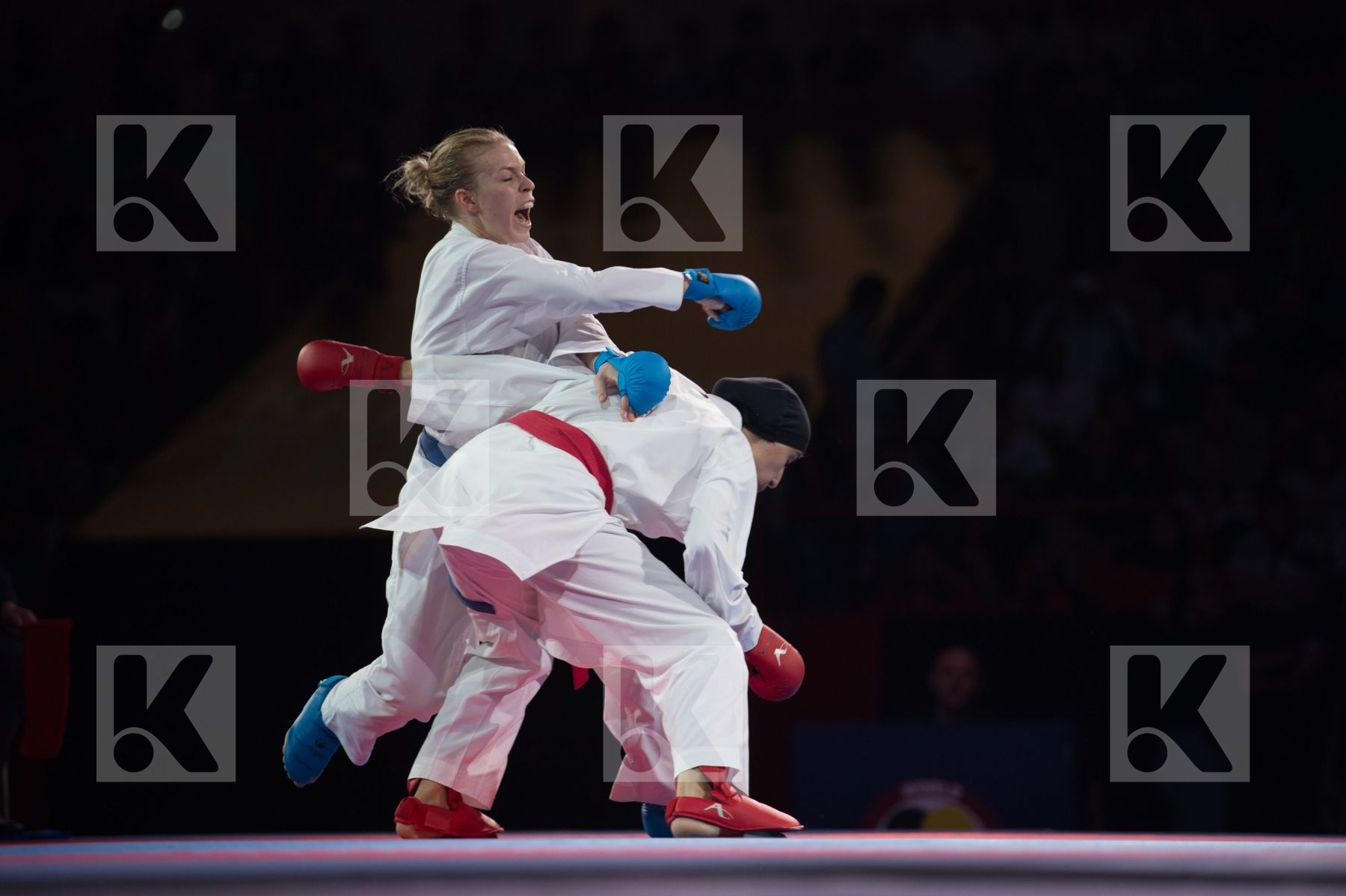 -61 Kg Dubai Egypt Farouk Giana Mohamed Female final kumite Slov