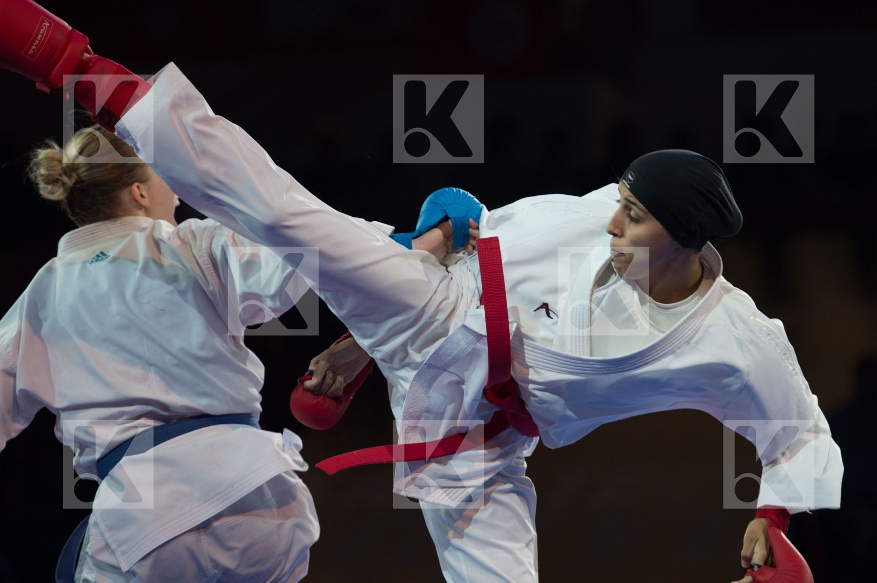 -61 Kg Dubai Egypt Farouk Giana Mohamed Female final kumite Slov