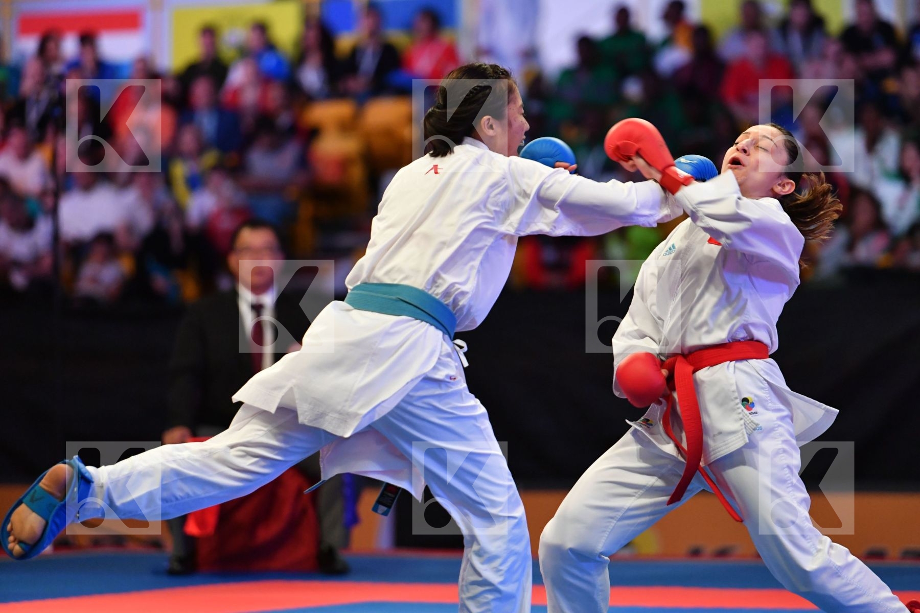 Bas Sevil Female kumite -50 kg < LRBarcodes Indonesia Sari Sruni