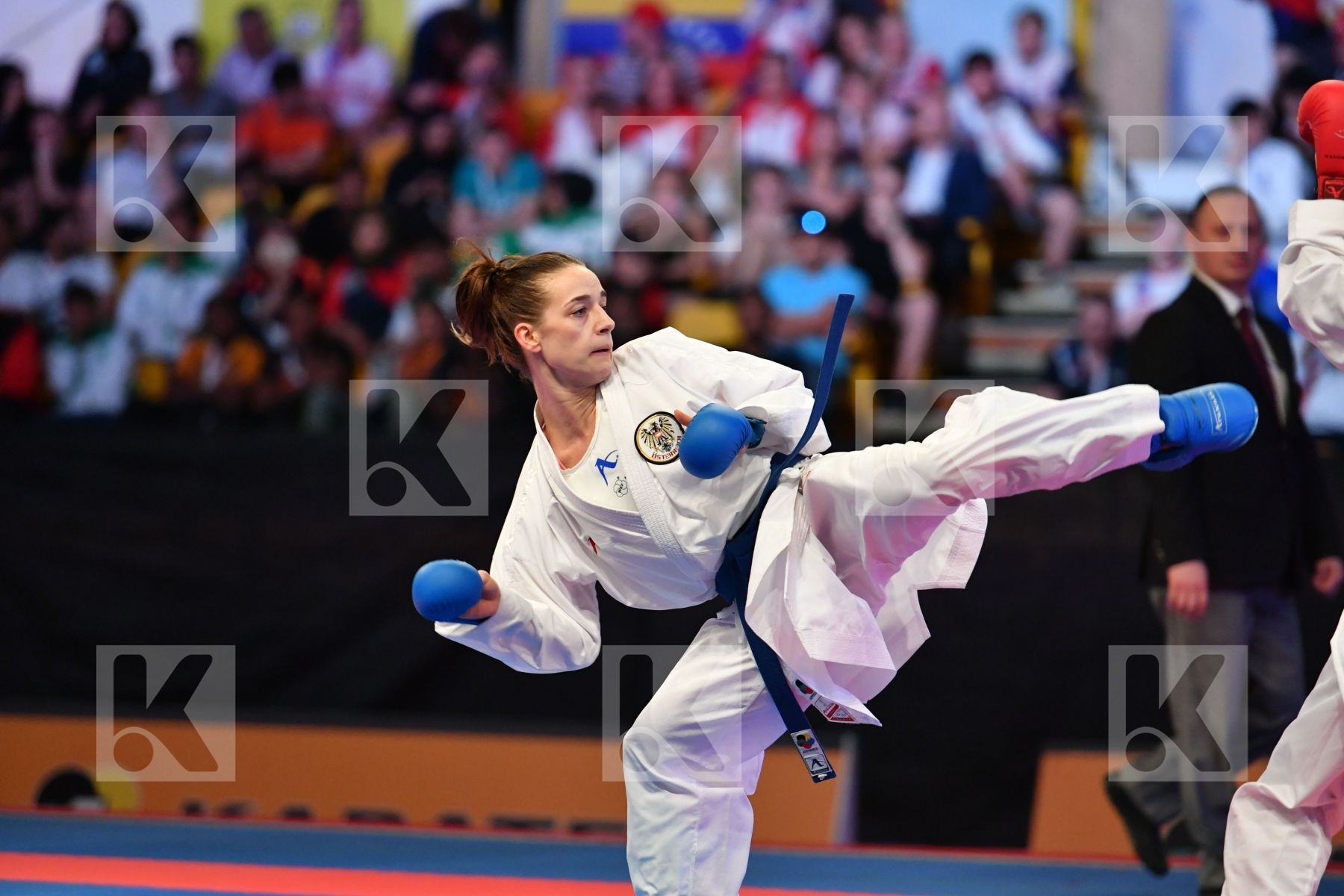 Austria Female kumite -50 kg < LRBarcodes Ozcelik Serap Plank Be